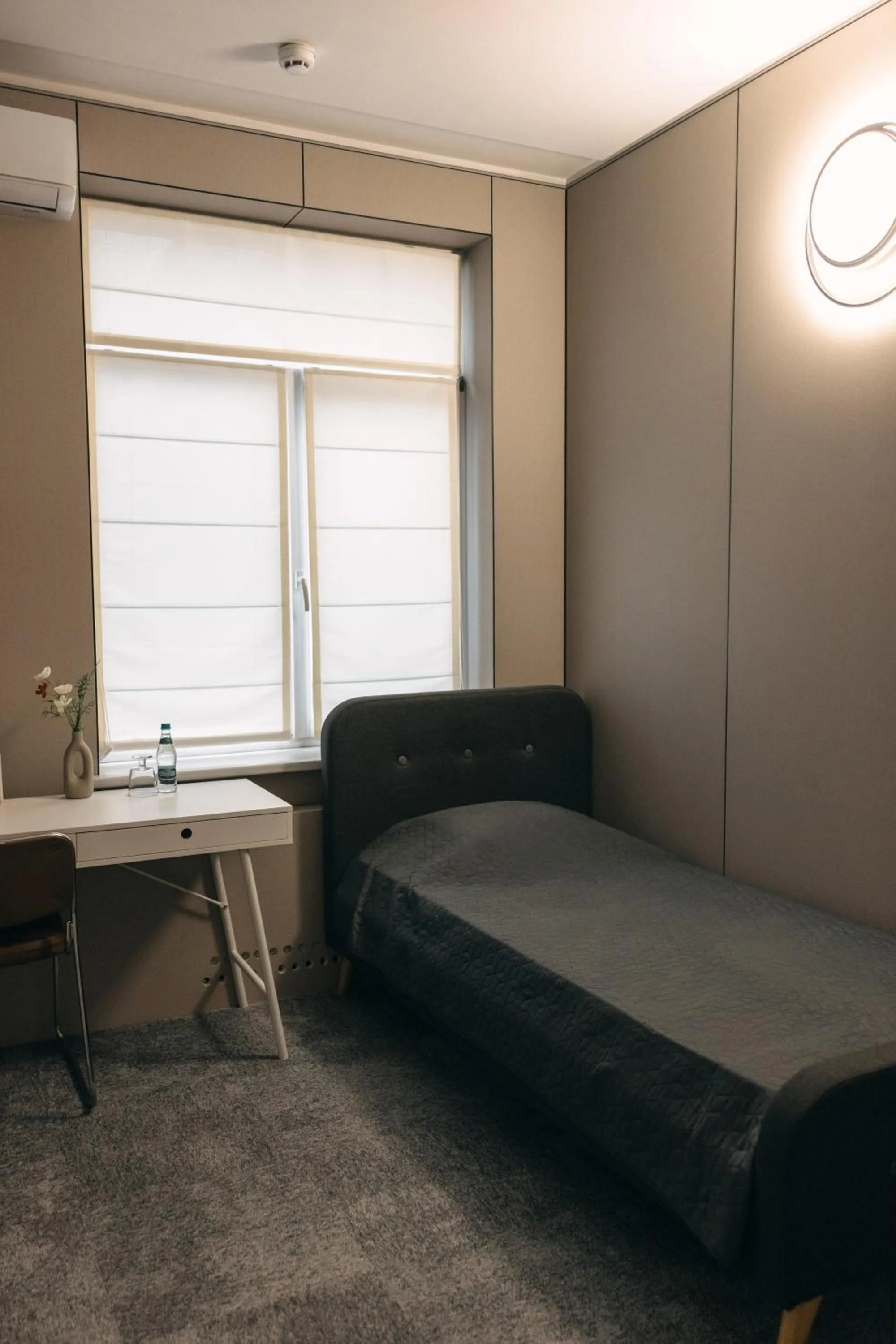 Photo of the whole room, Bed in Summit Villa