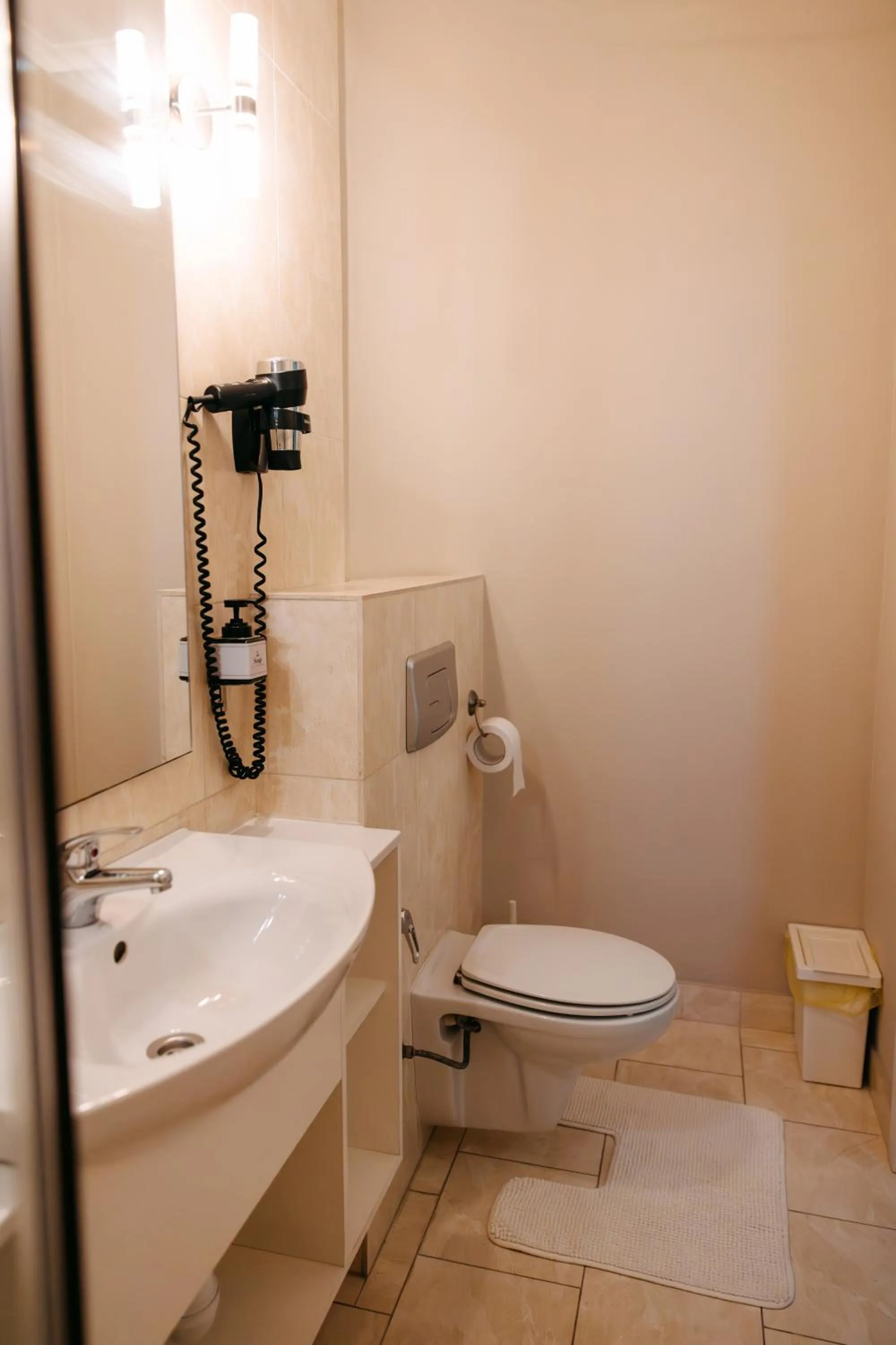 Toilet in Summit Villa