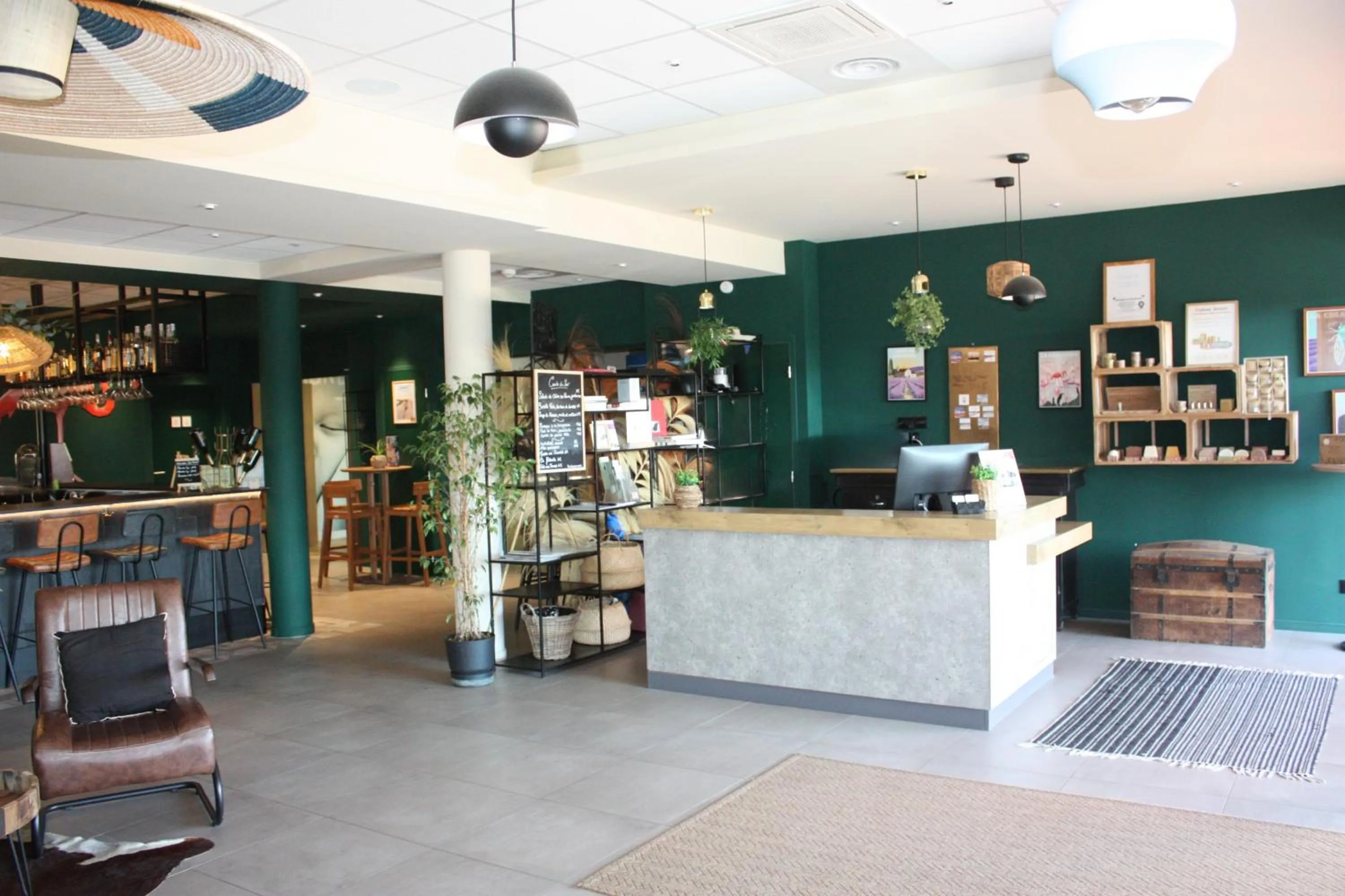 Lobby or reception in Aparthotel Adagio Access Porte de Camargue