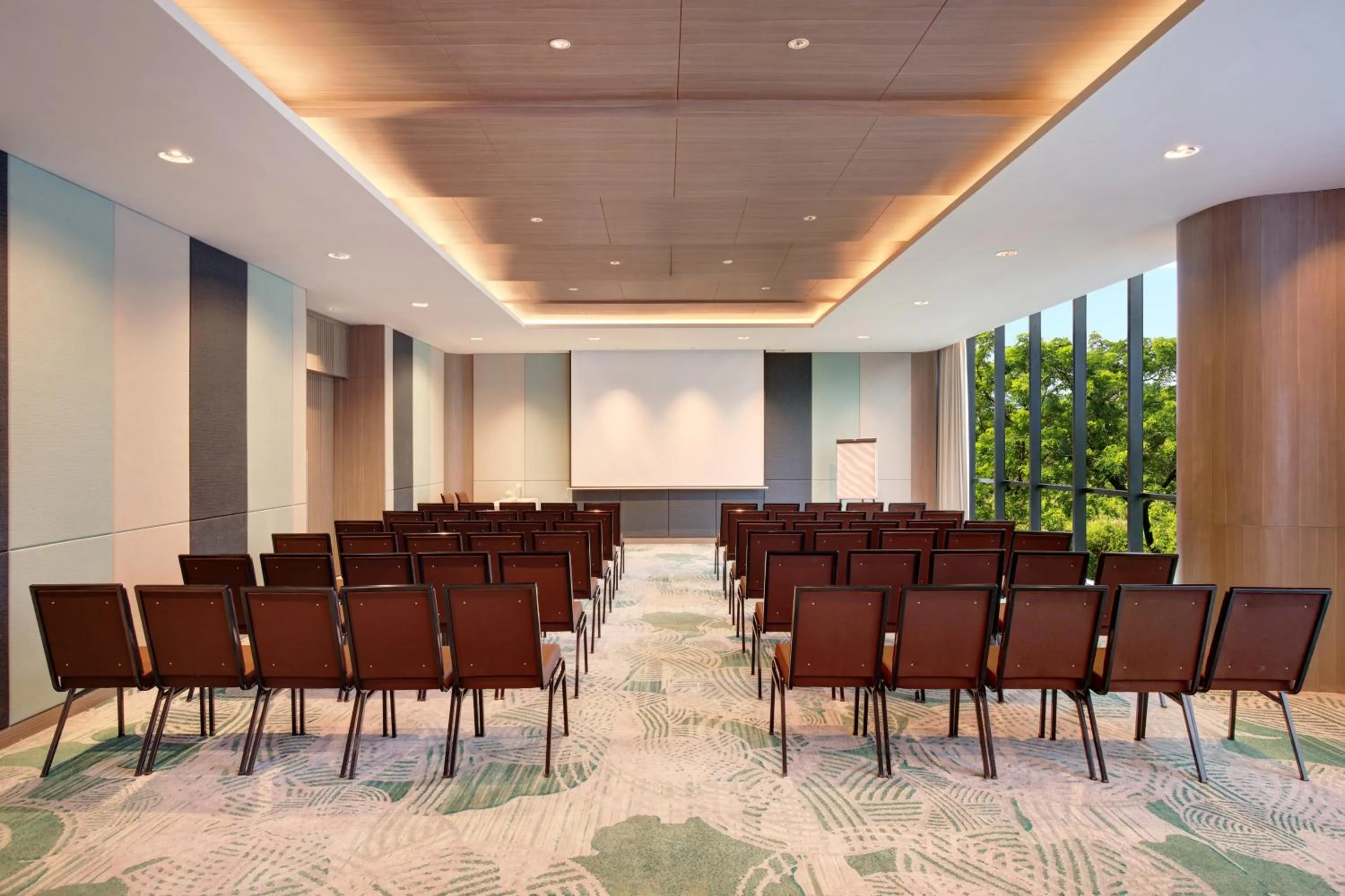 Meeting/conference room in ibis Styles Serpong BSD City