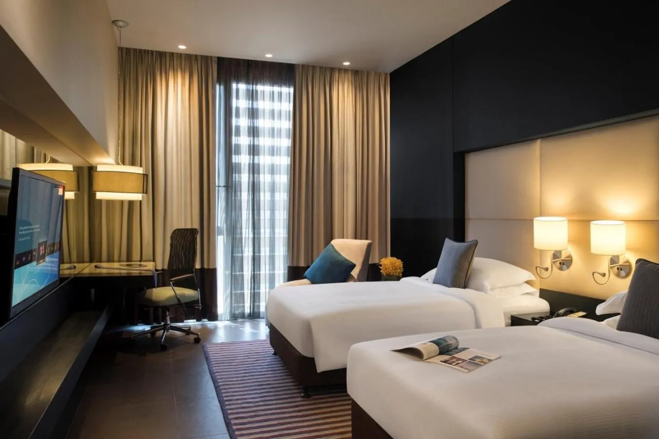 Bedroom, Bed in The Abdali Boulevard Hotel