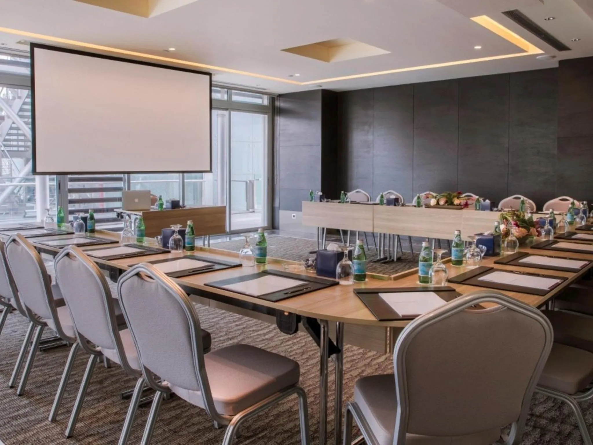 Meeting/conference room in The Abdali Boulevard Hotel