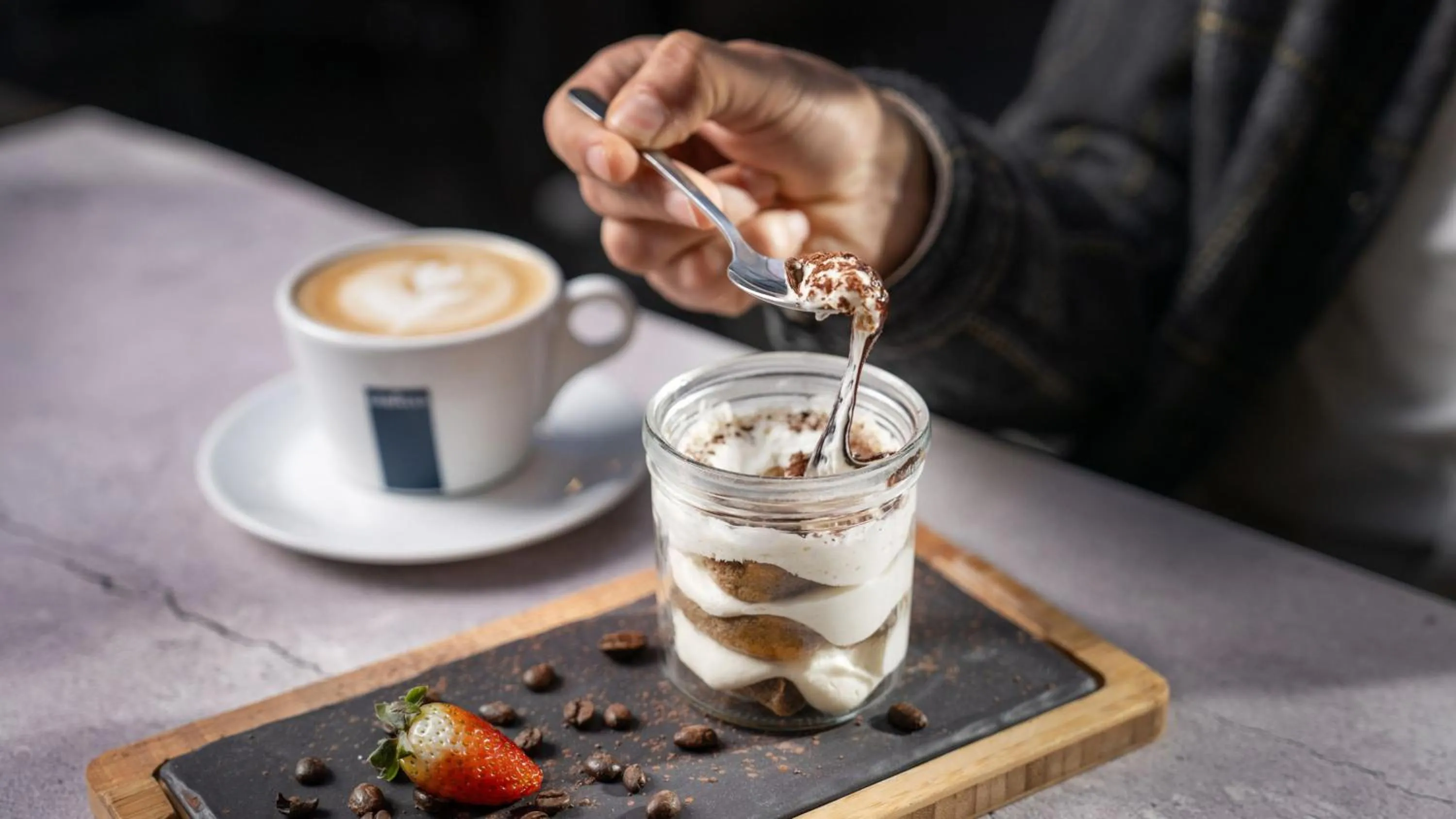 Restaurant/places to eat in The Abdali Boulevard Hotel