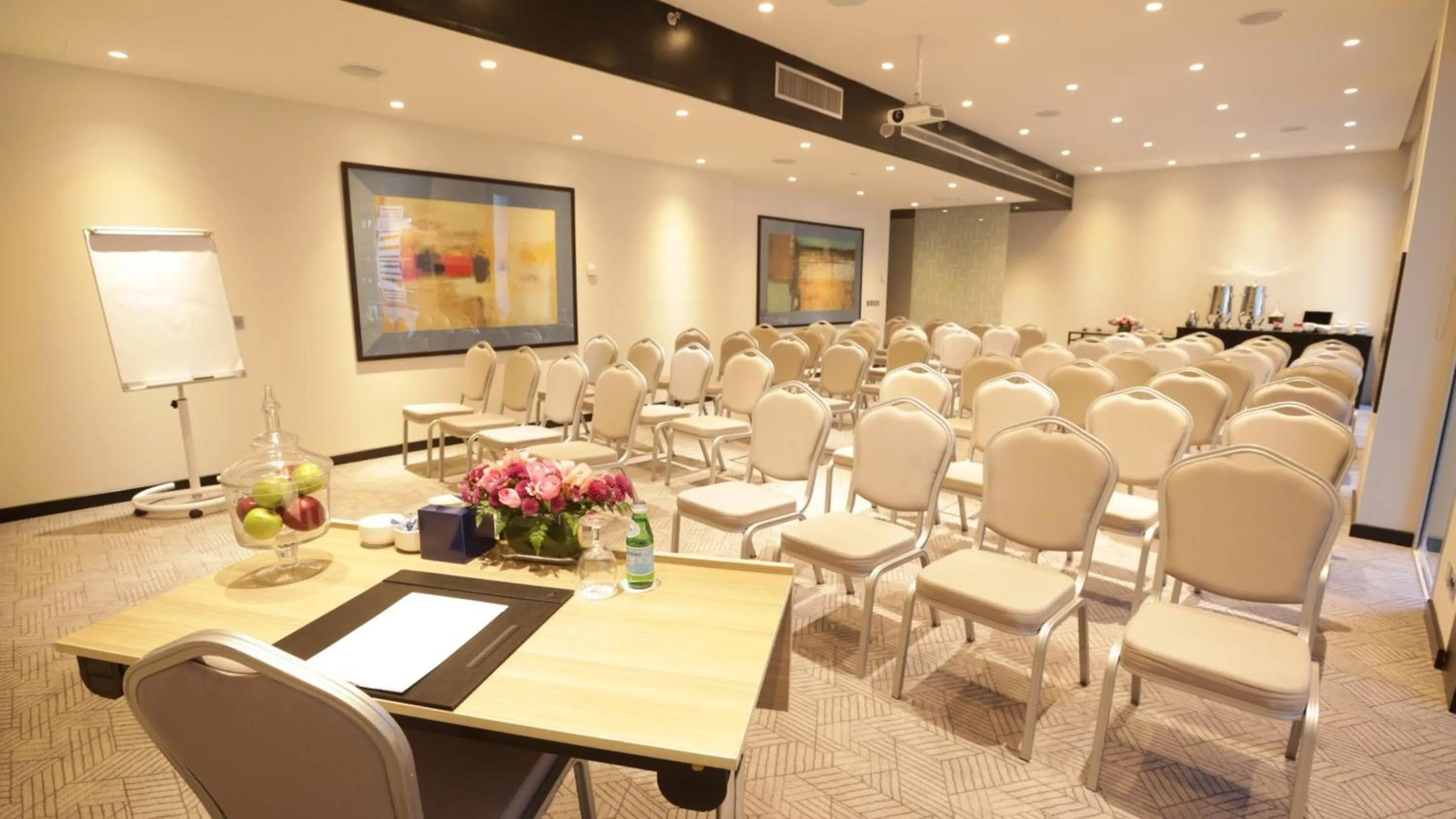 Meeting/conference room in The Abdali Boulevard Hotel