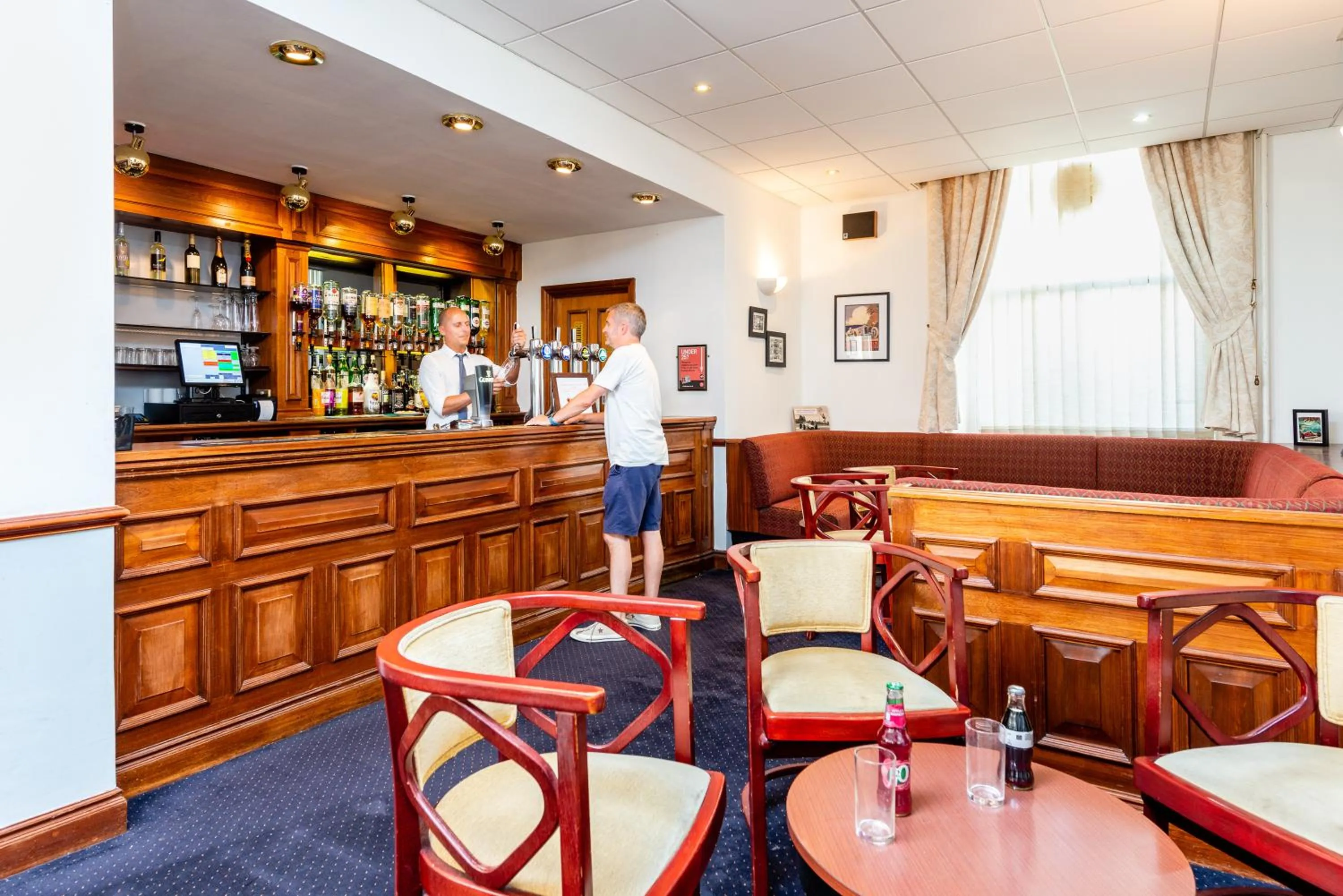 Lounge or bar in Imperial Hotel