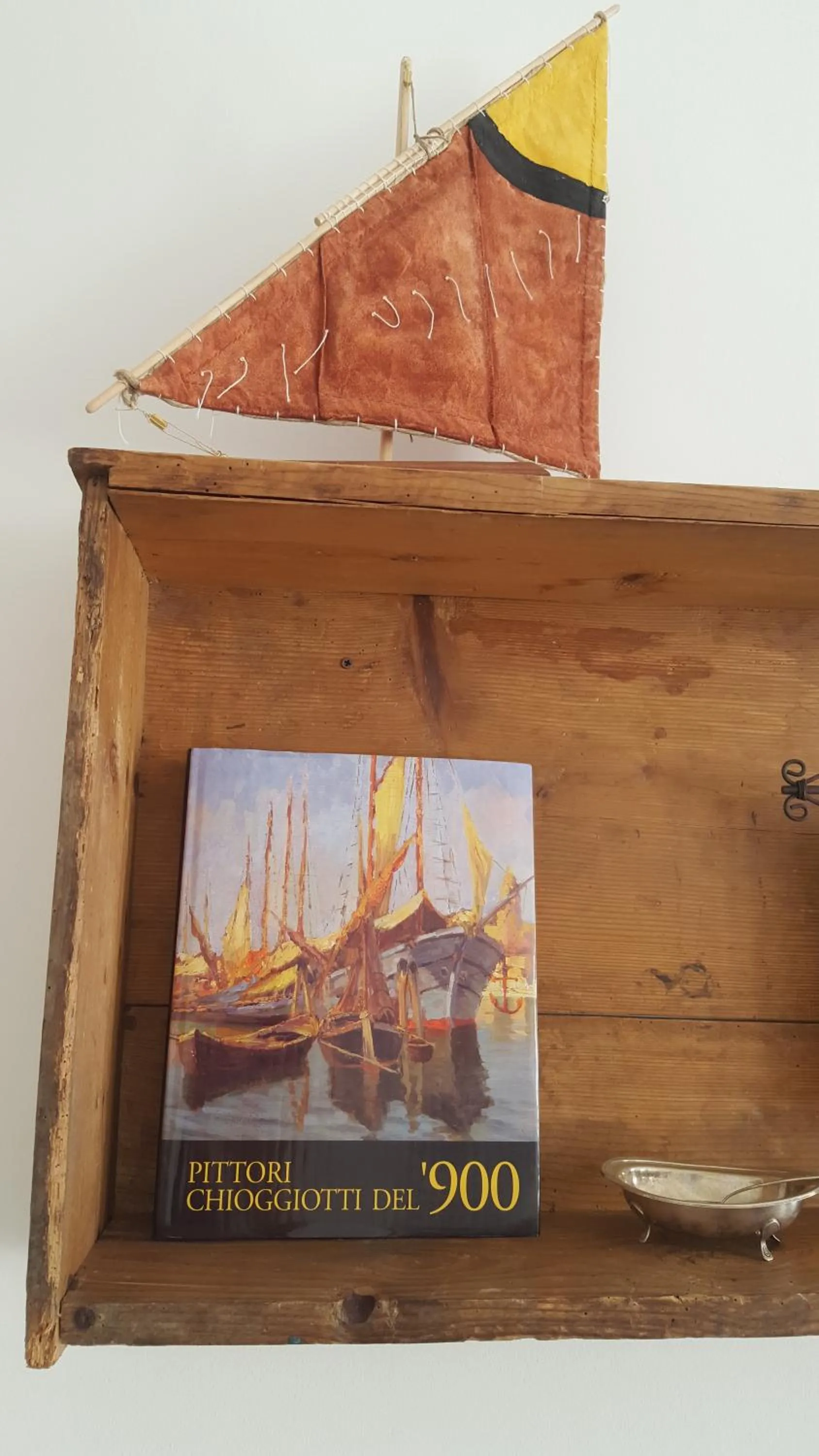 Decorative detail in Casa Mafalda