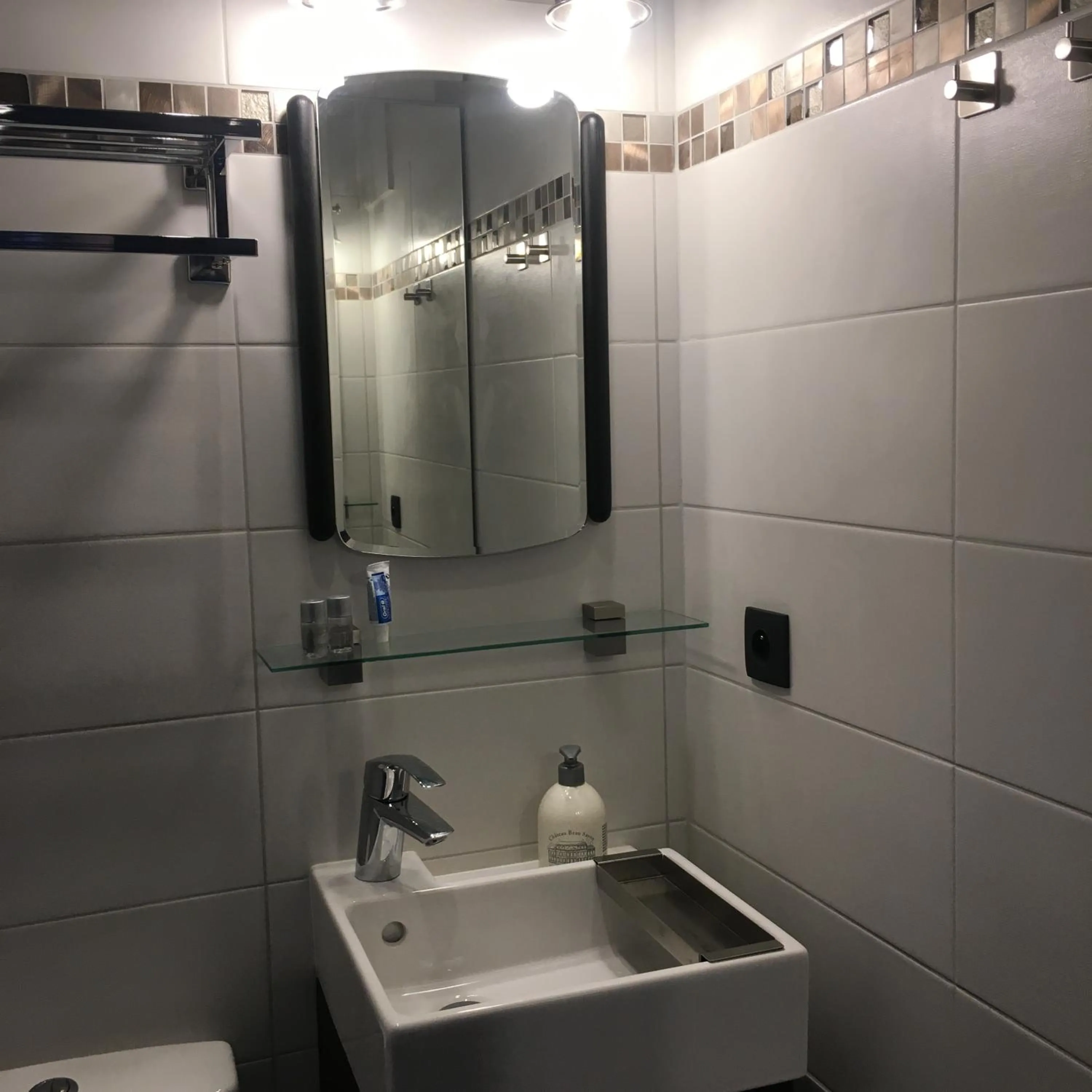 Bathroom in Le 84 Sainte-Cath'