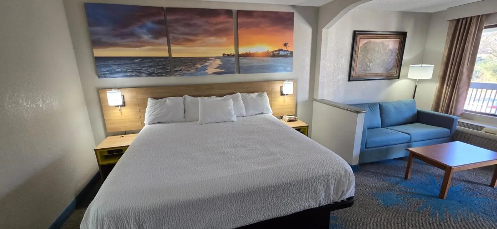 Bed in Days Inn by Wyndham Elberton