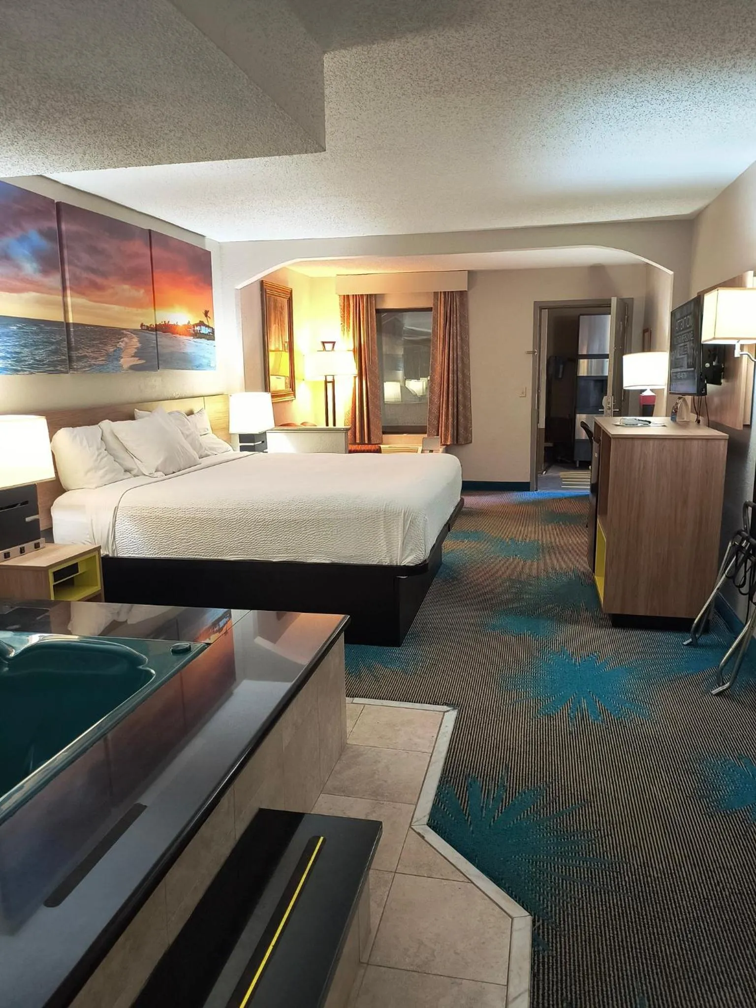 Bed in Days Inn by Wyndham Elberton