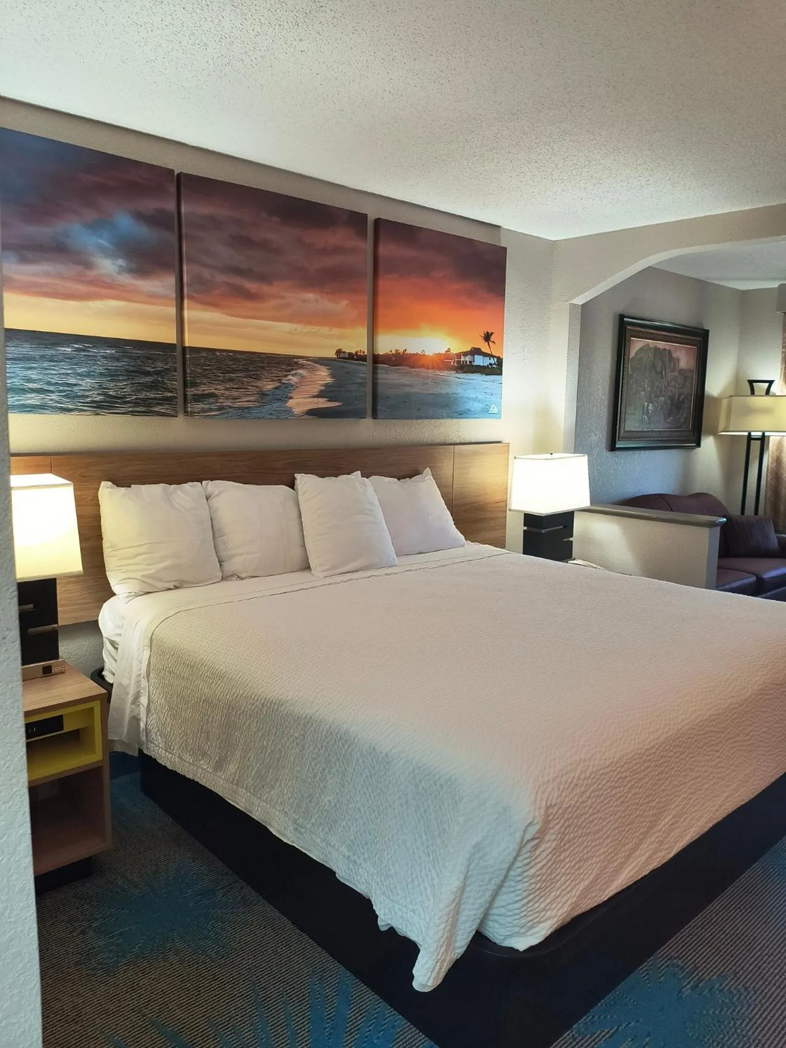 Bed in Days Inn by Wyndham Elberton