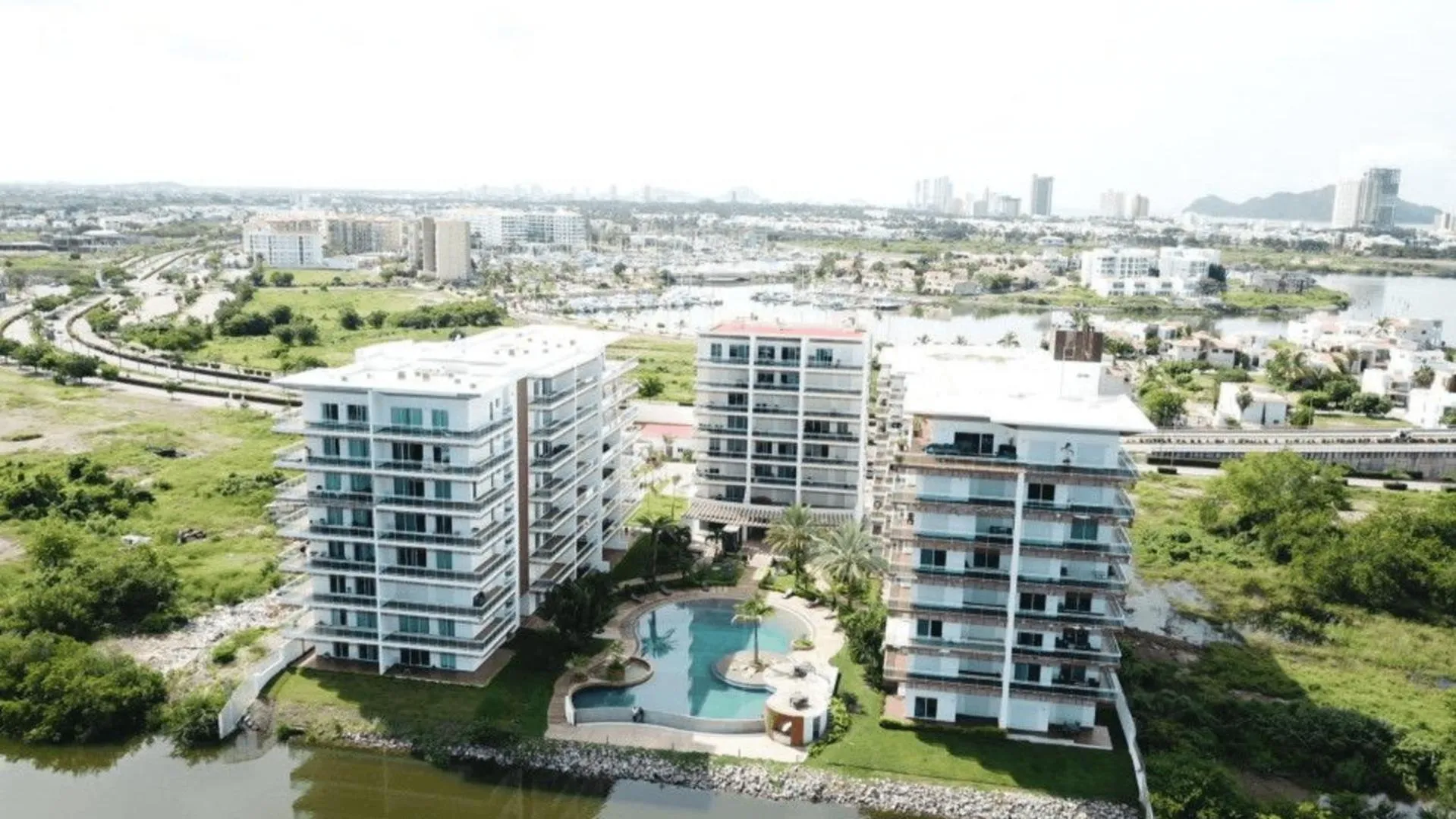Facade/entrance in Pacifika Marina Mazatlán
