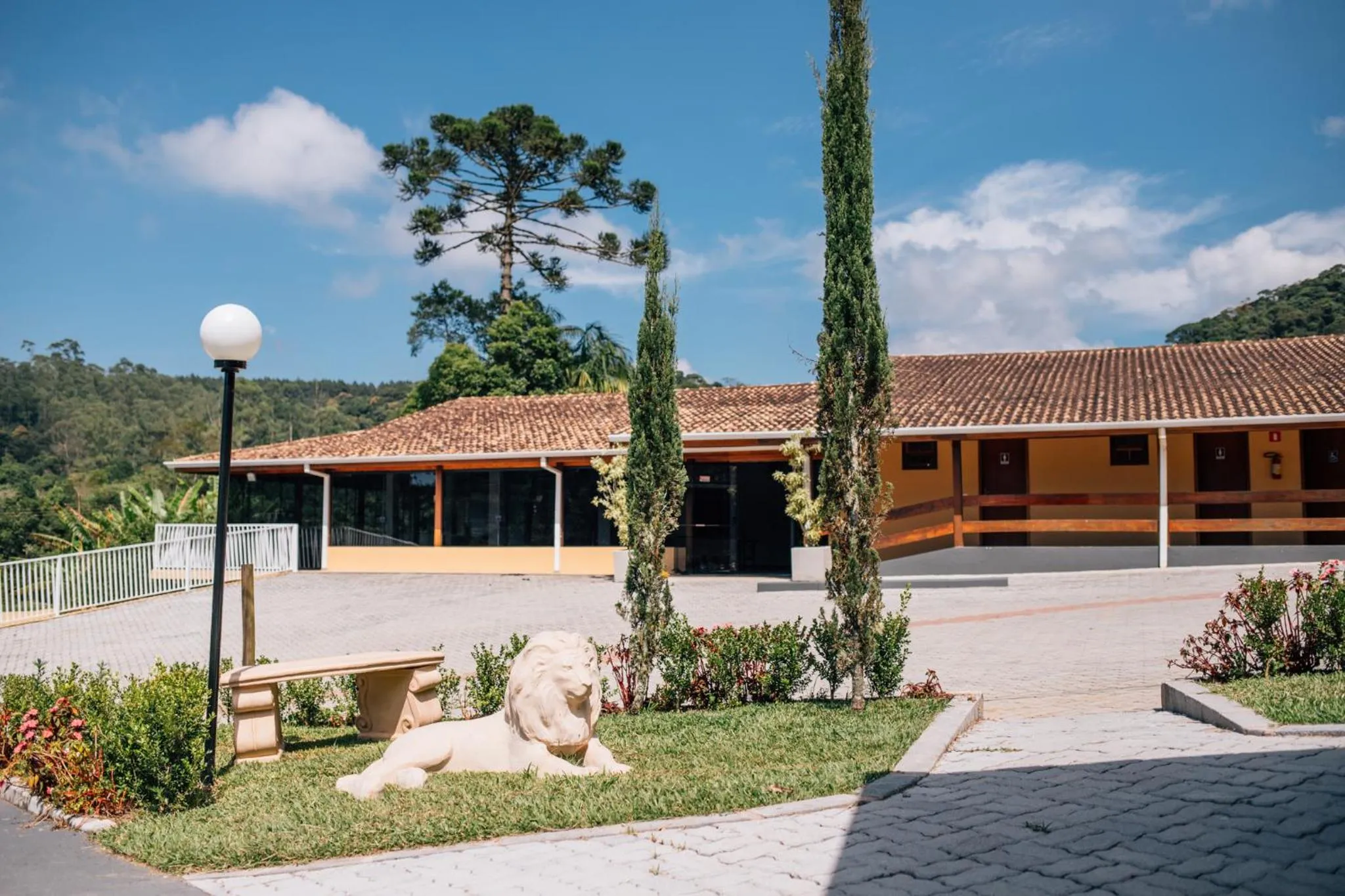 Property building in Espaço Villa Verde
