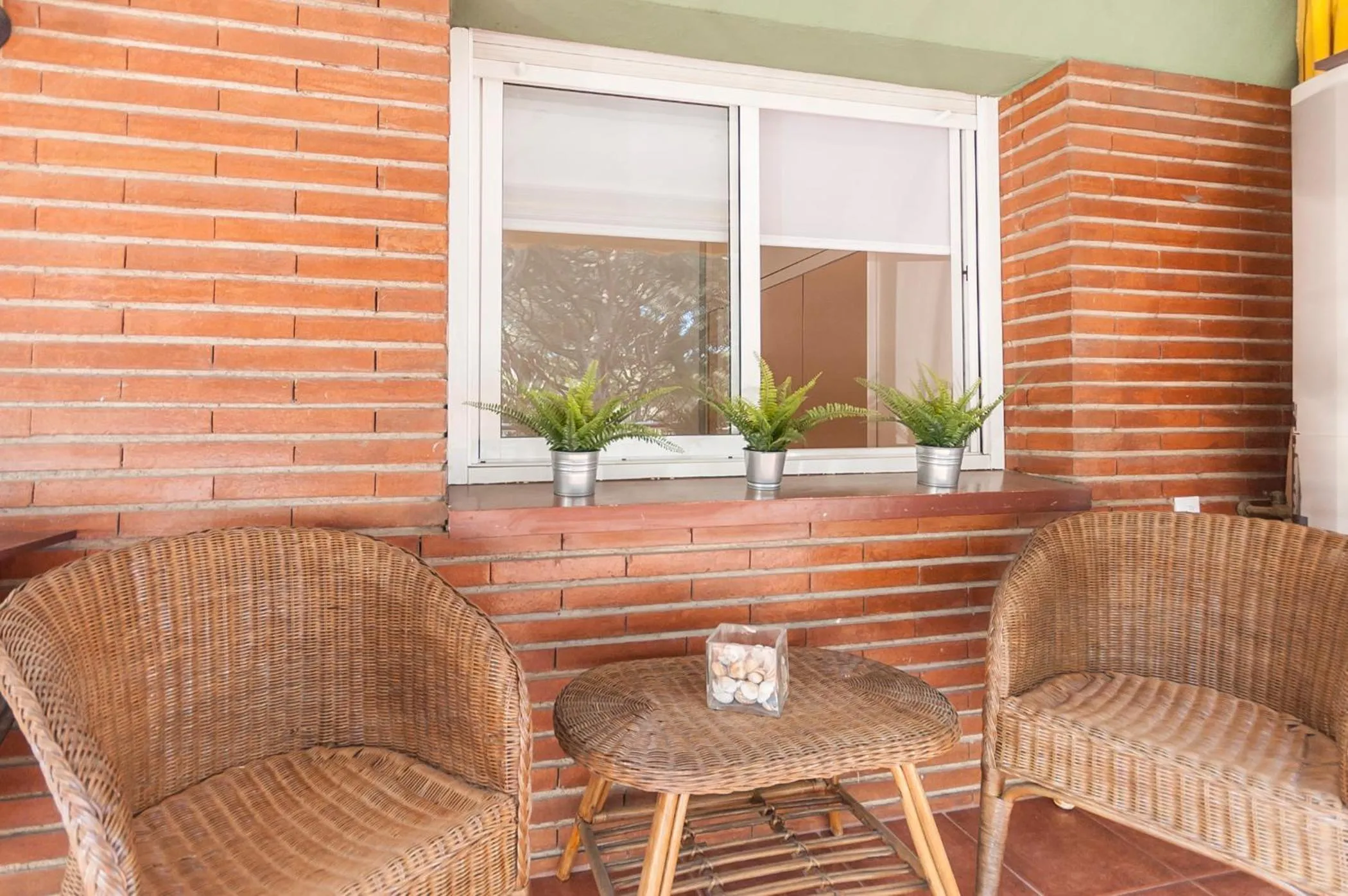 Lets Holidays POOL BBQ APARTMENT in CASTELLDEFELS