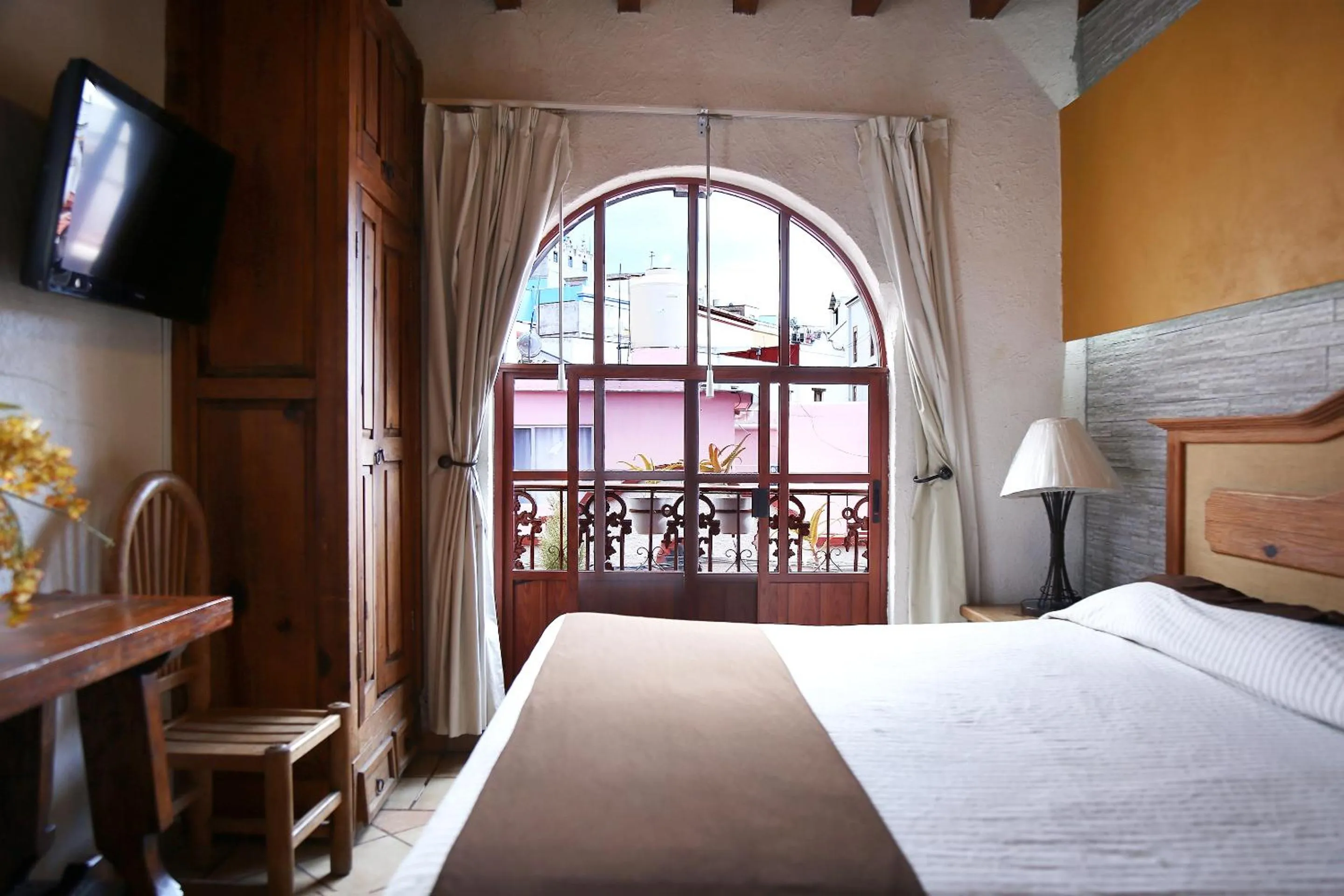 Bed in Meson de Juan Valle