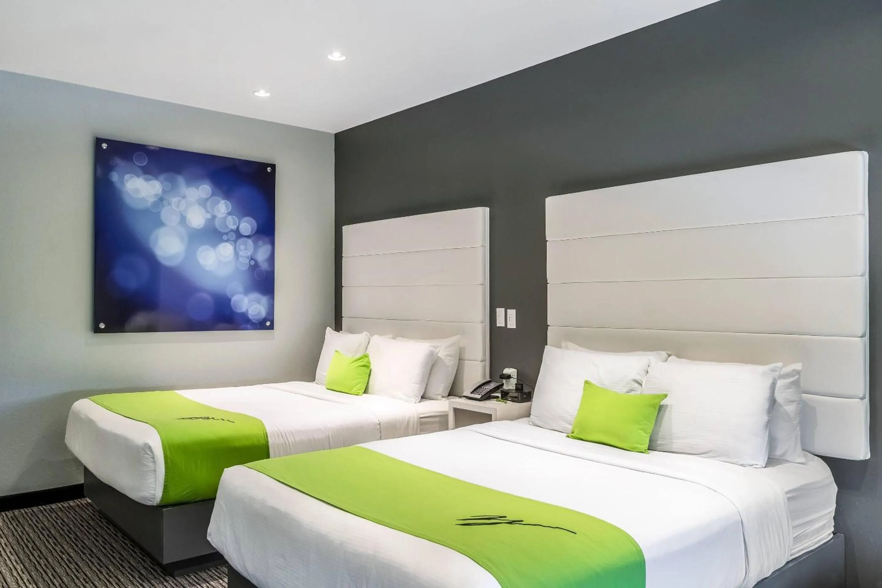 Bedroom, Bed in The Wallhouse Hotel, an Ascend Collection Hotel