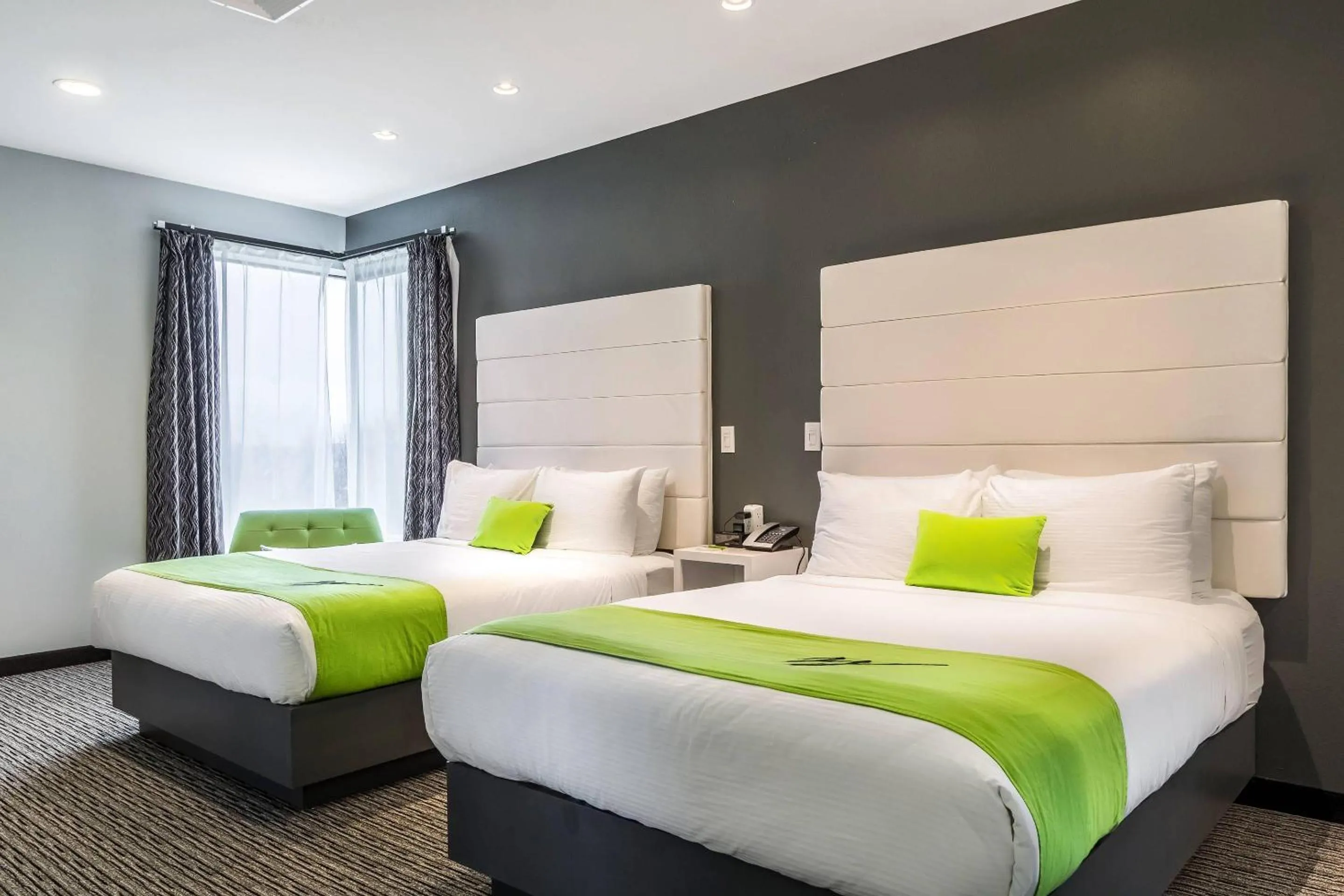Bedroom, Bed in The Wallhouse Hotel, an Ascend Collection Hotel