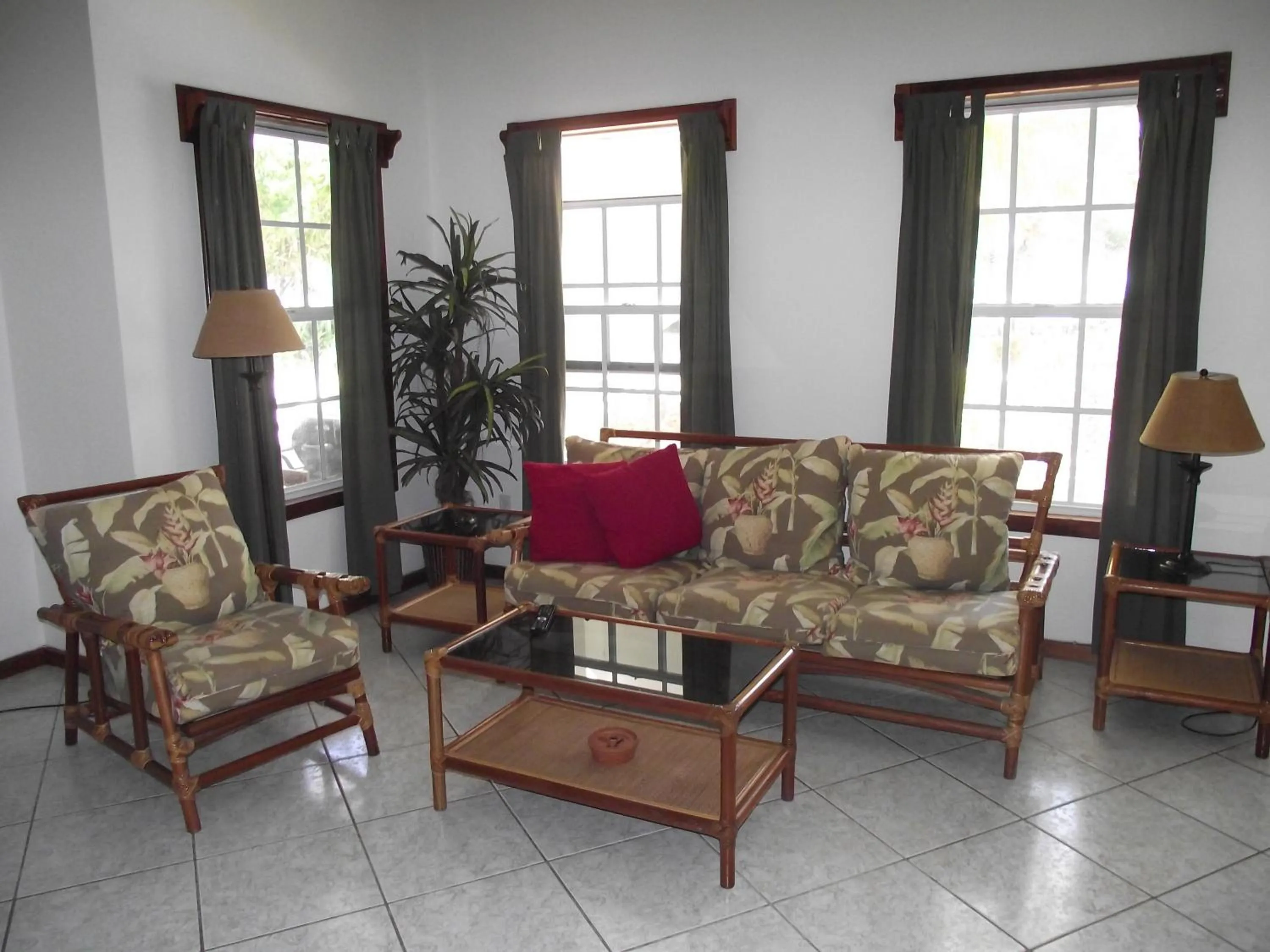 Living room in Cocotal Inn and Cabanas