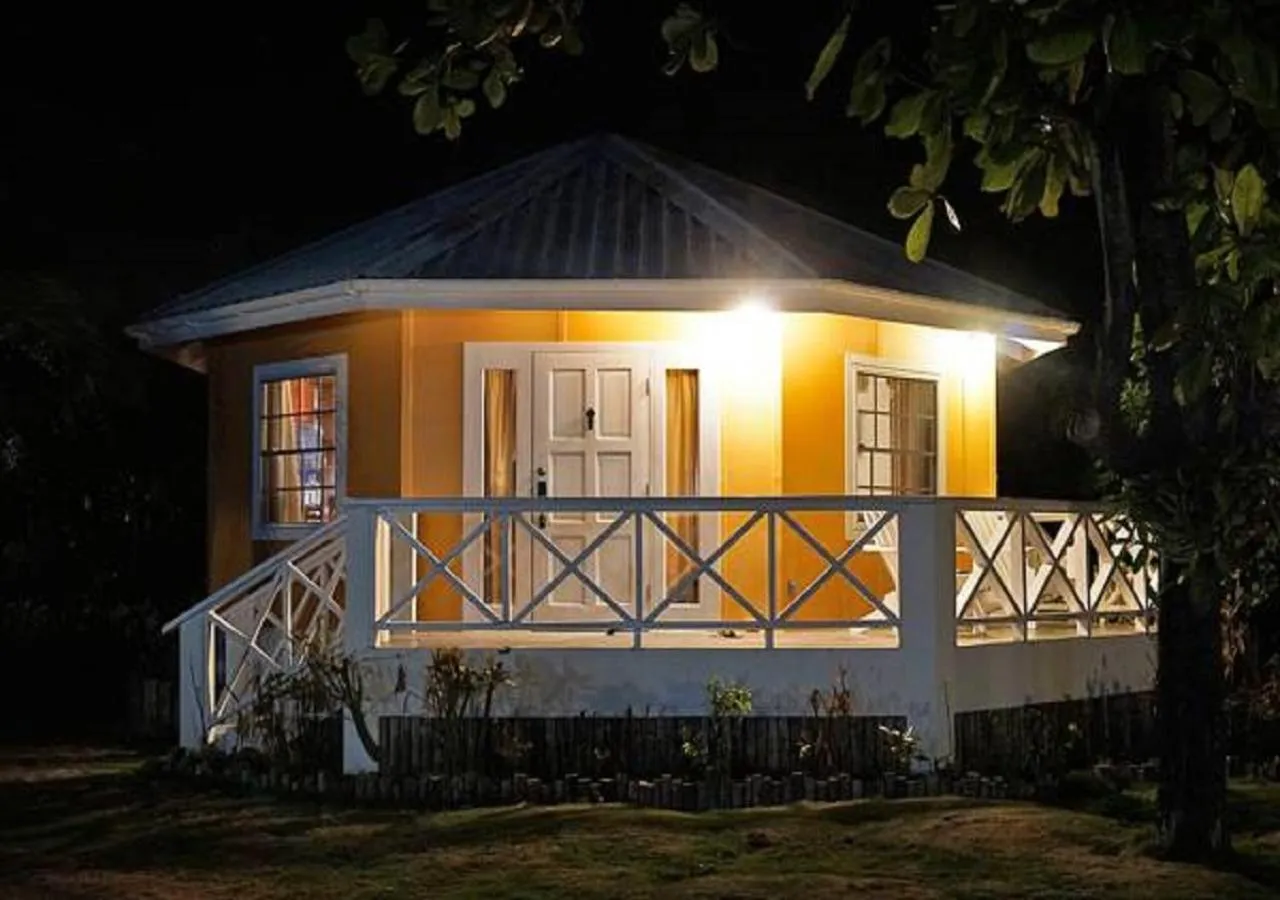 Garden in Cocotal Inn and Cabanas