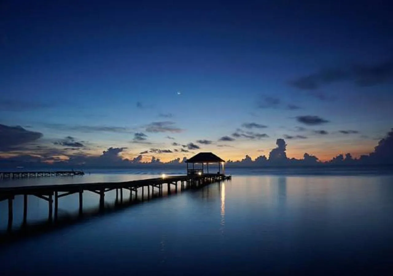 Sunrise in Cocotal Inn and Cabanas