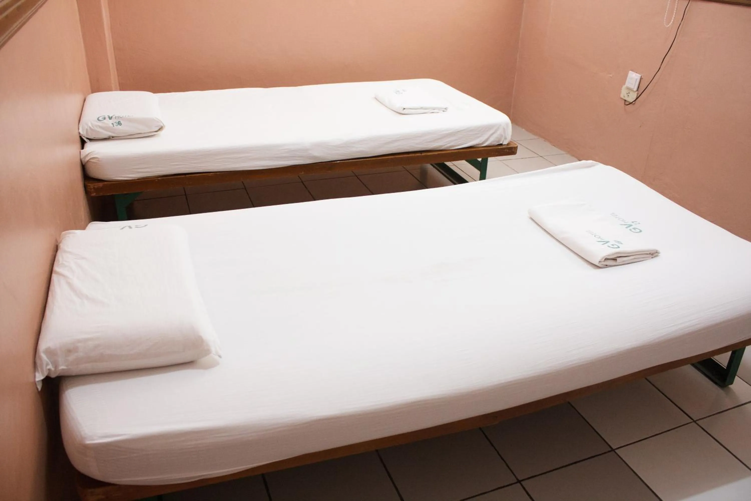 Bed in GV Hotel - Sogod