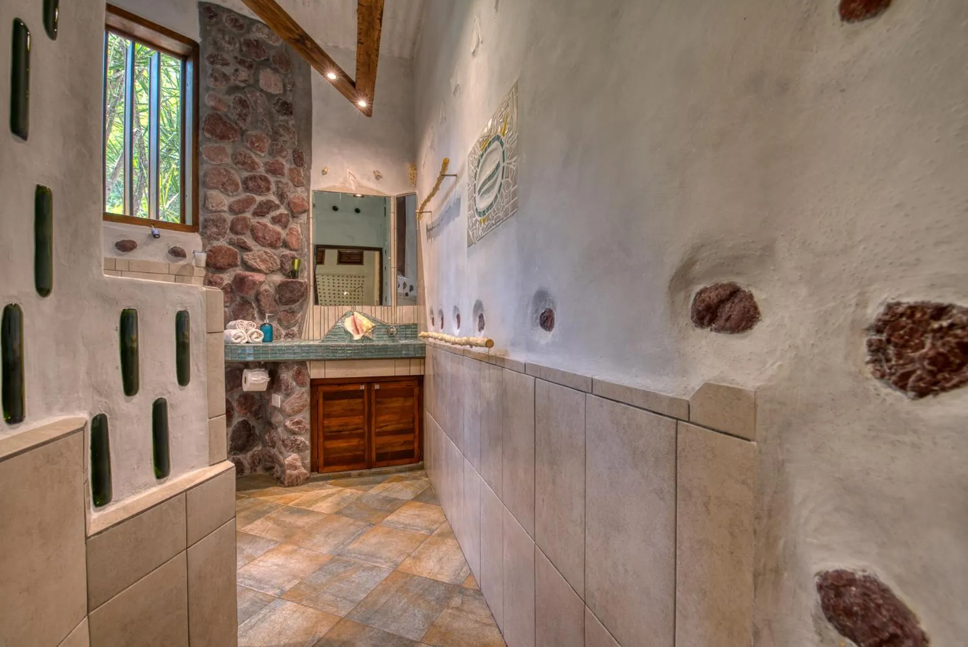Bathroom in Omega Tours Eco-Jungle Lodge