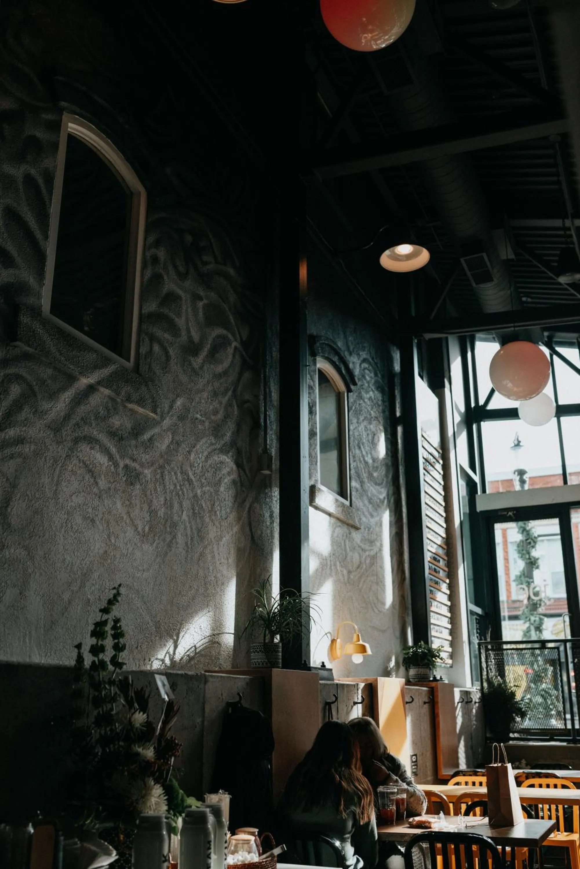 Restaurant/places to eat in The Grove Hotel