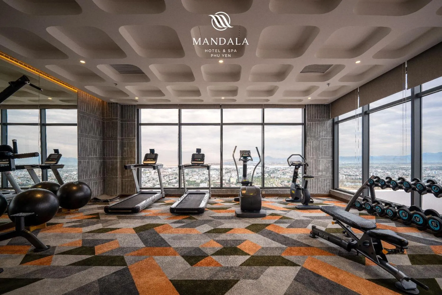 Property building in M Continental by Mandala Phu Yen - 24hours Stay