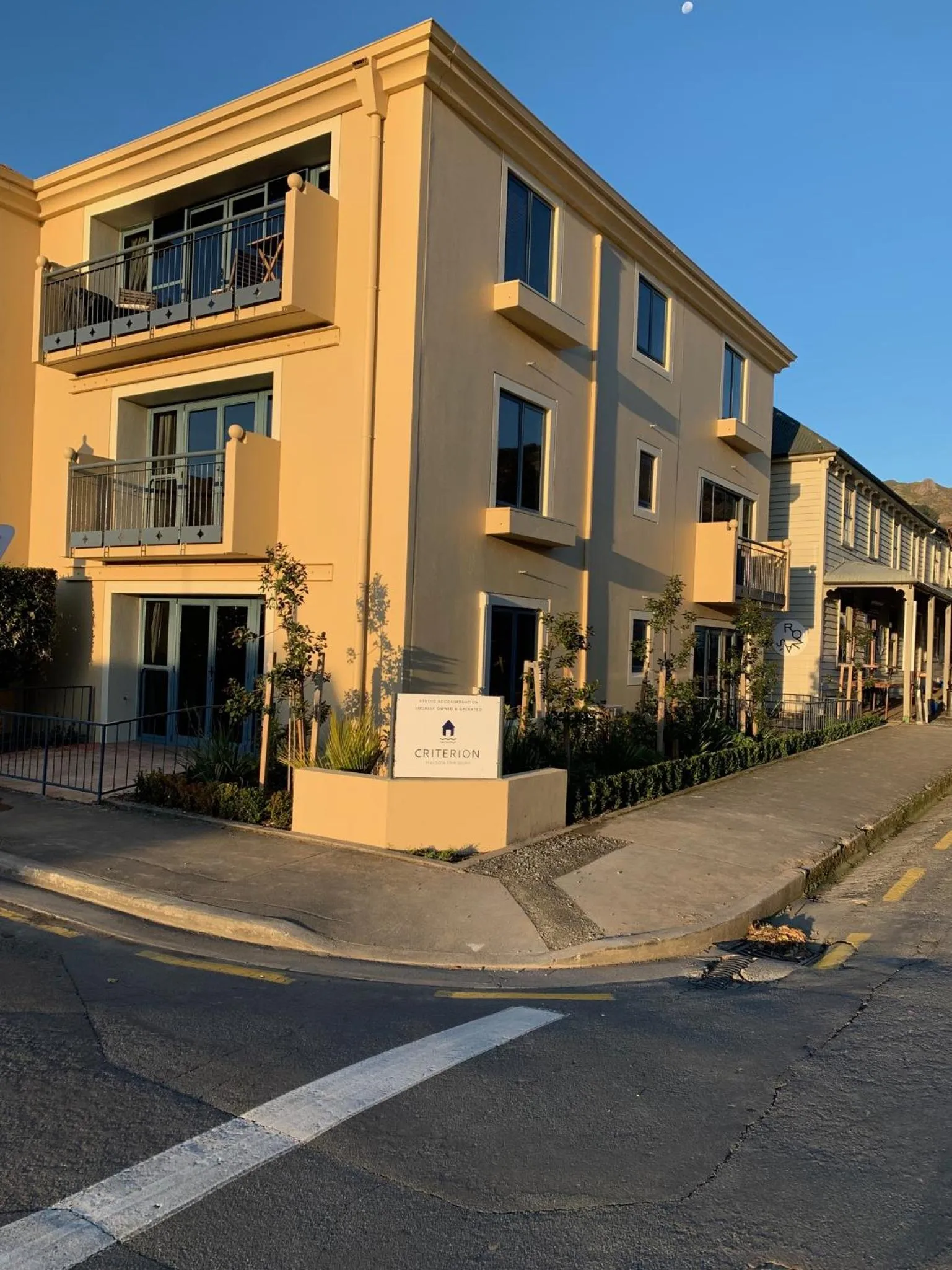 Property building in Akaroa Criterion Motel