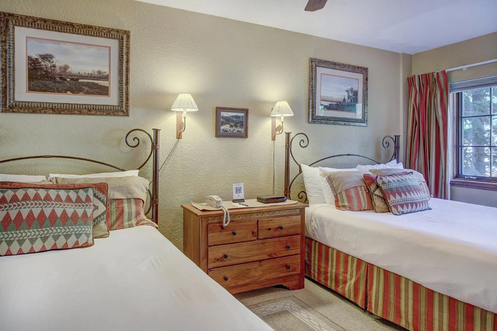 Photo of the whole room, Bed in St James Beaver Creek, A Vail Resorts Property