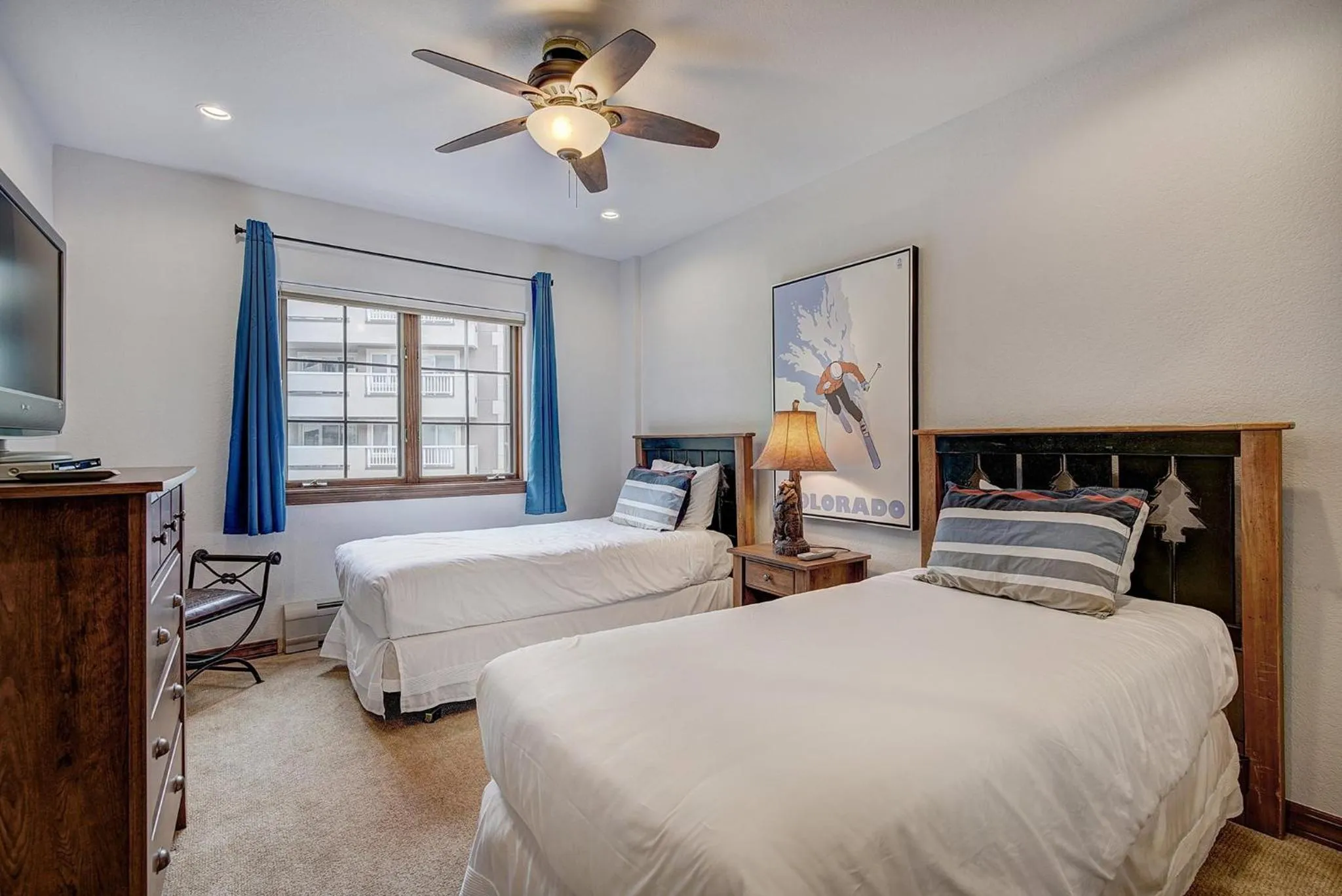 Photo of the whole room, Bed in St James Beaver Creek, A Vail Resorts Property