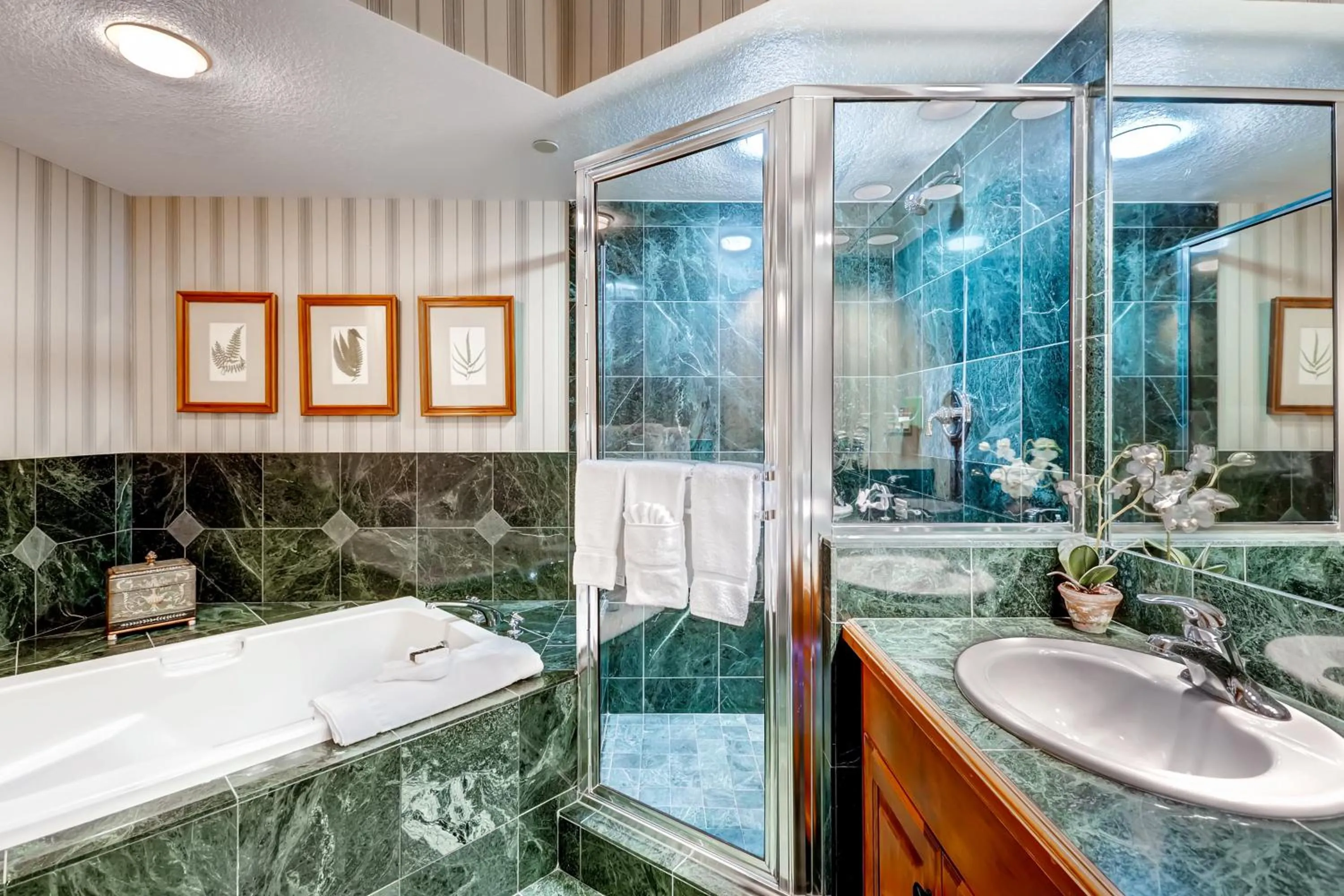 Bathroom in St James Beaver Creek, A Vail Resorts Property