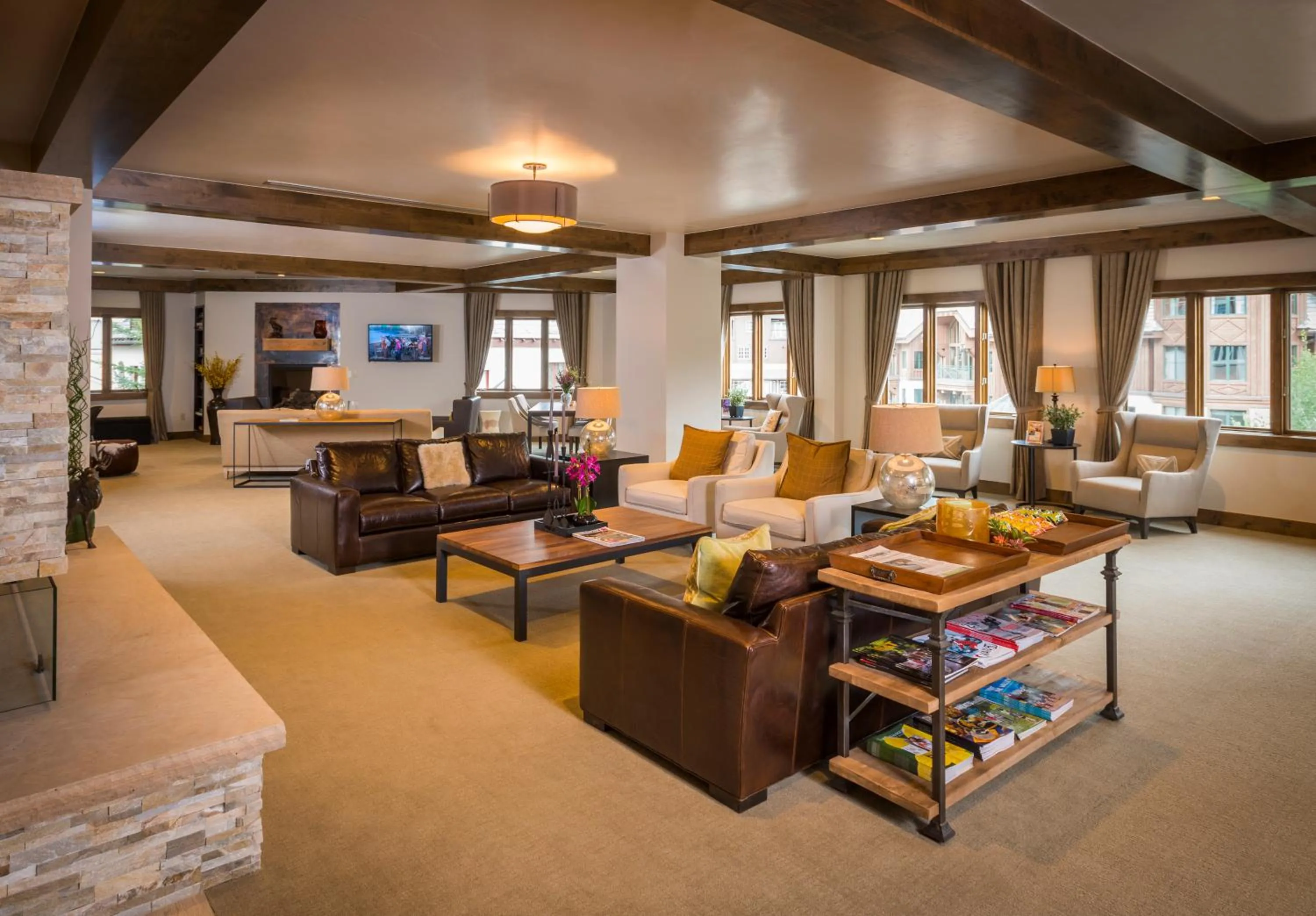 Communal lounge/ TV room in St James Beaver Creek, A Vail Resorts Property