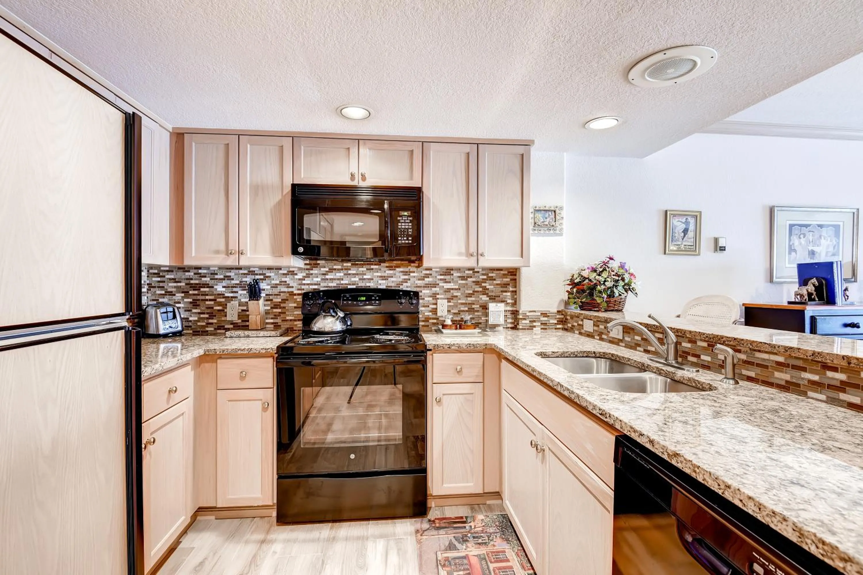 Kitchen or kitchenette in St James Beaver Creek, A Vail Resorts Property