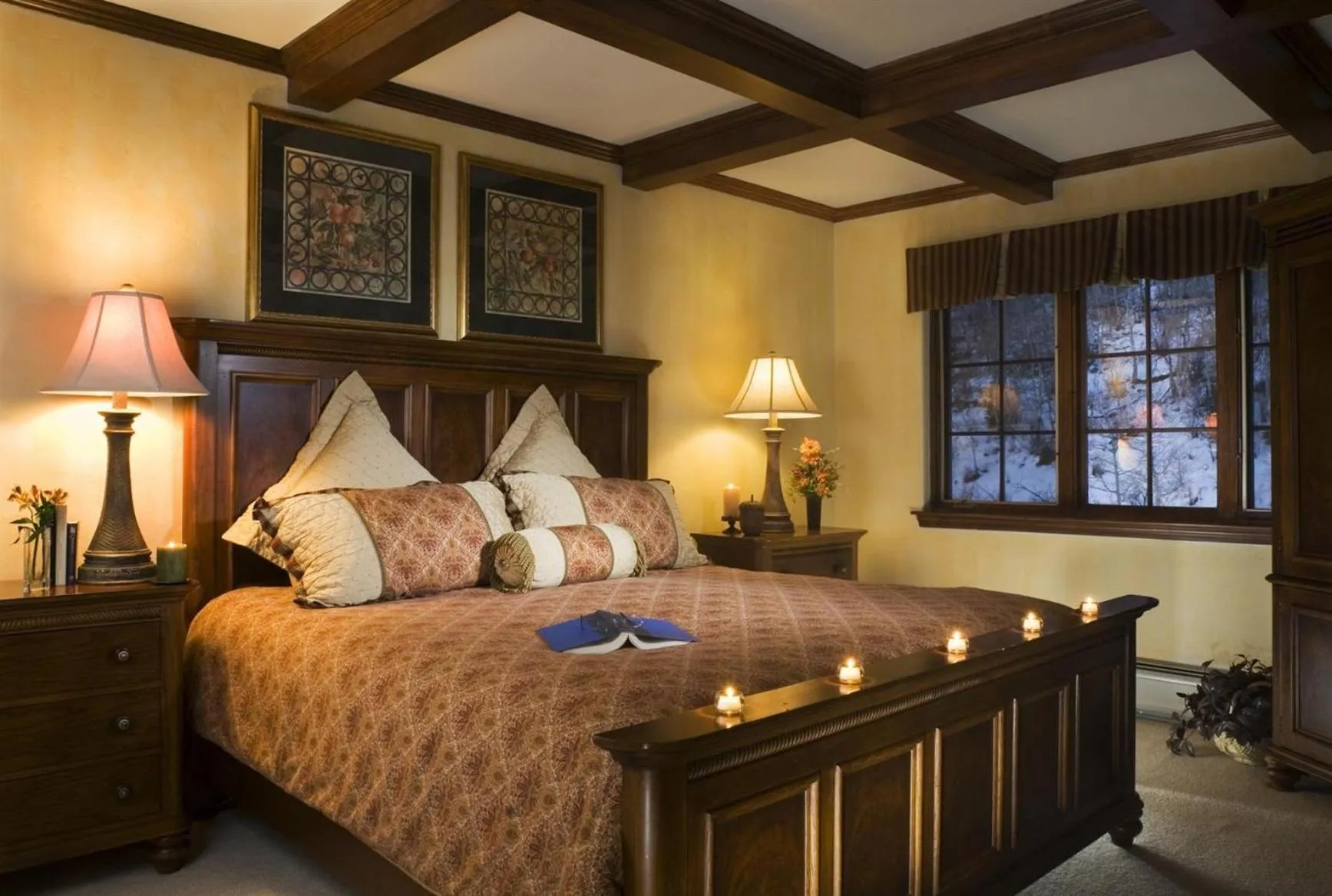 Photo of the whole room, Bed in St James Beaver Creek, A Vail Resorts Property