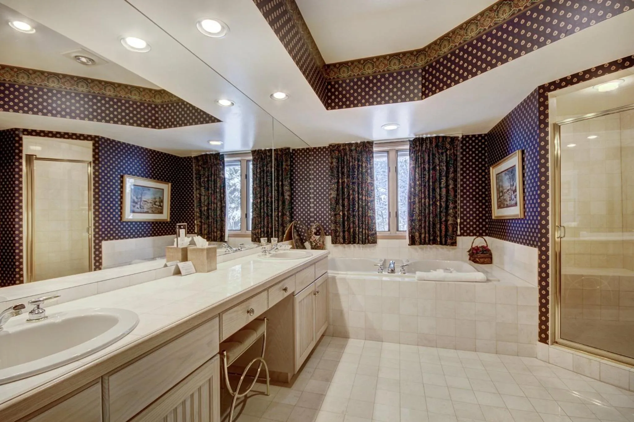 Business facilities in The Pines Lodge, a RockResort, by Vail Resorts