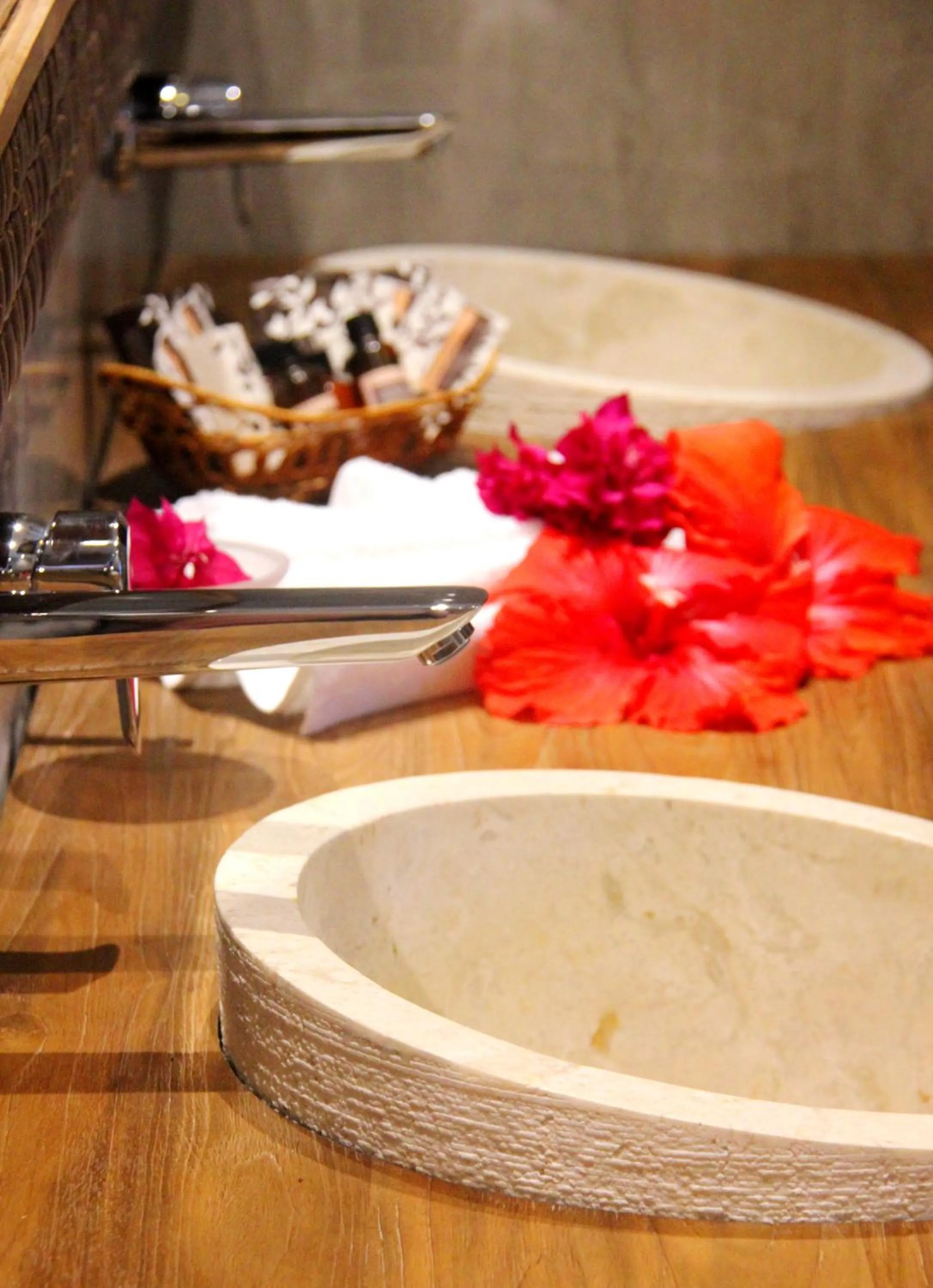 Shower in Nautilus Resort