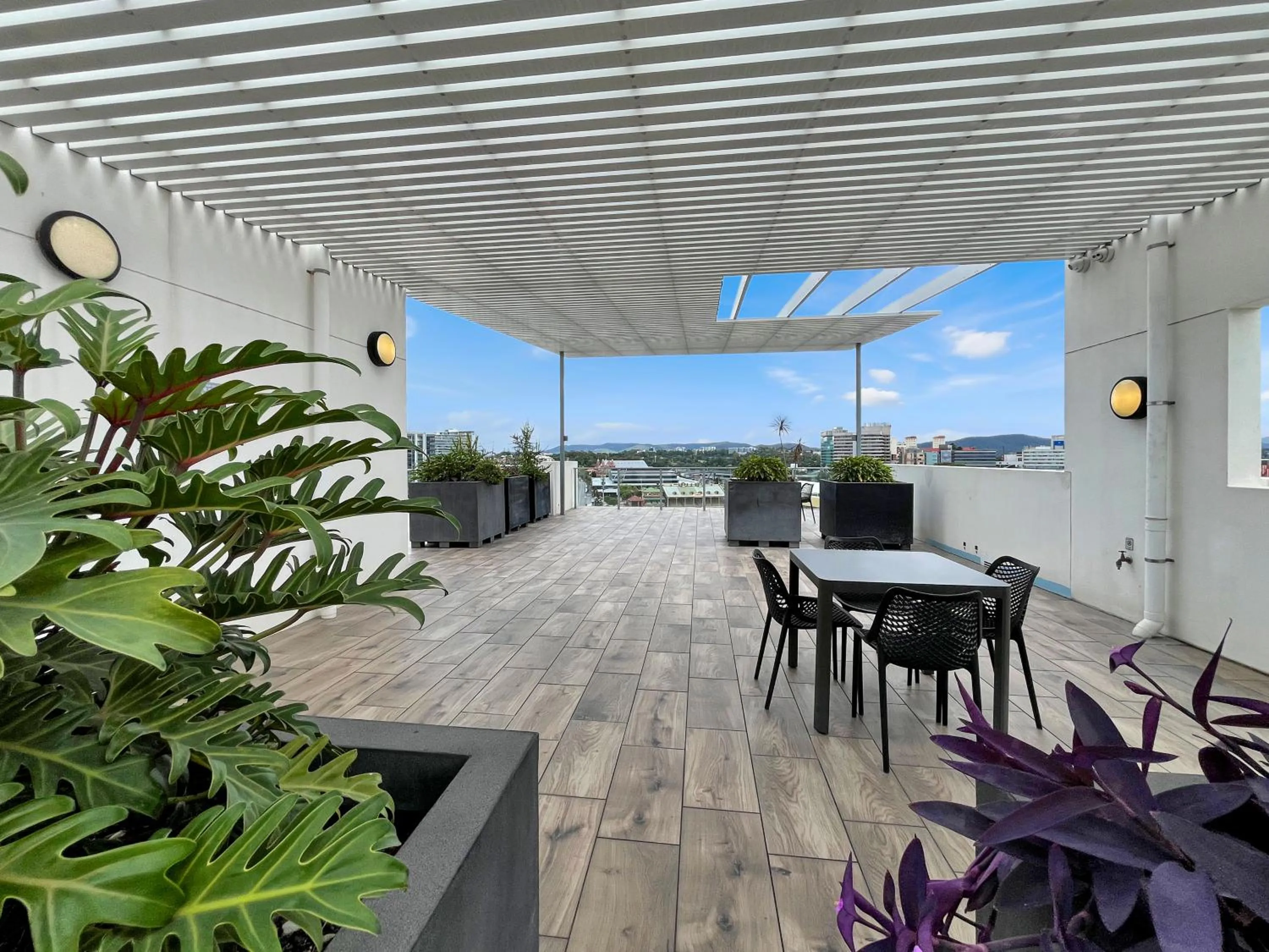 BBQ facilities in Direct Collective - Pavilion and Governor on Brookes