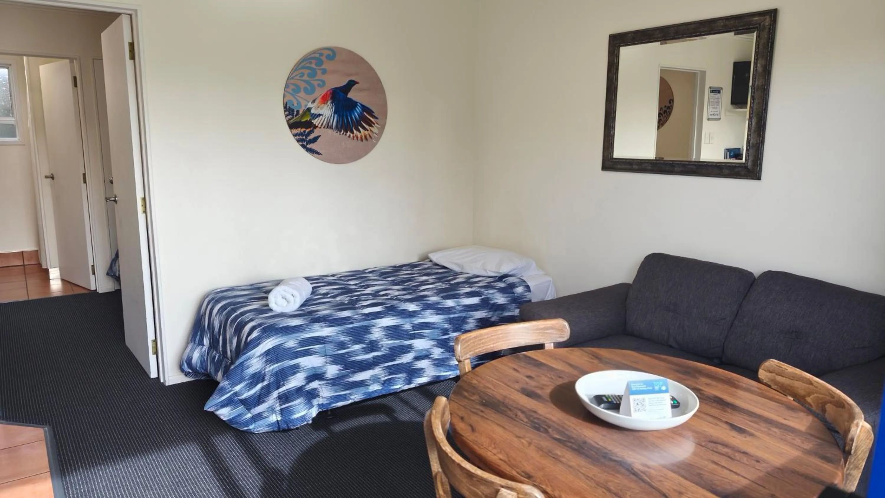One-Bedroom Deluxe Apartment in New Plymouth TOP 10 Holiday Park