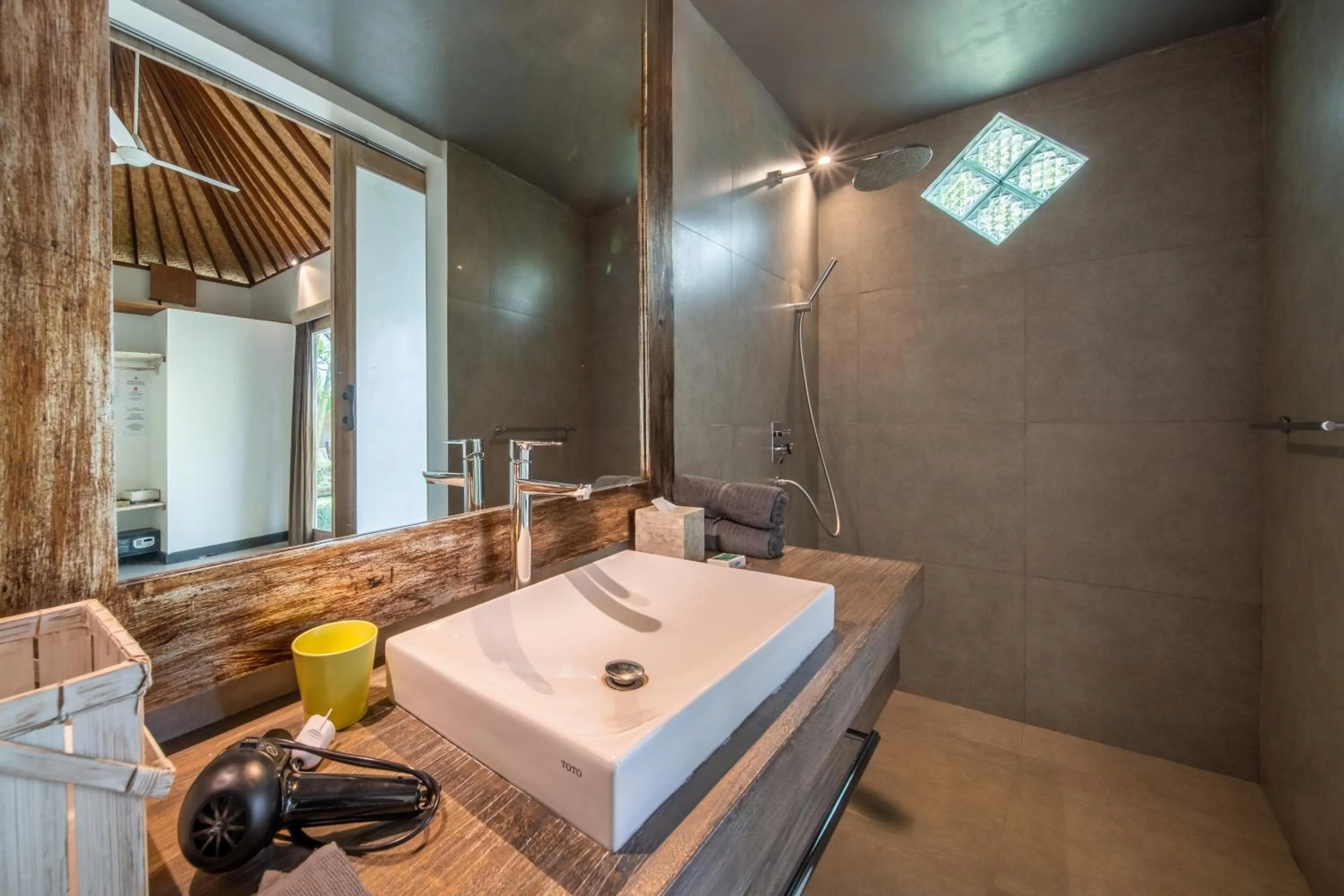 Shower in Villa Katak by Villa Finder