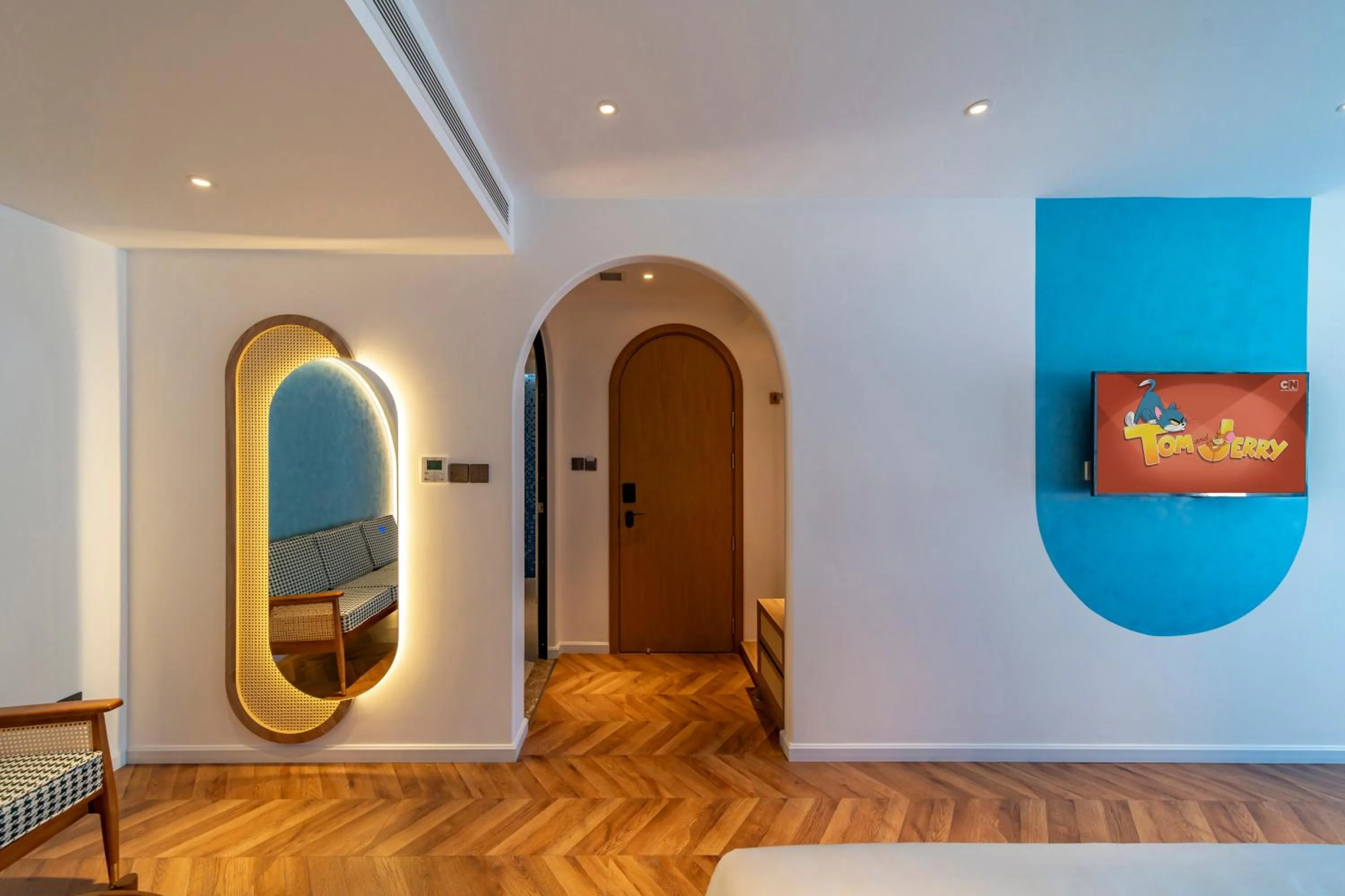 Living room in V Boutique Hotel - Complimentary refreshments