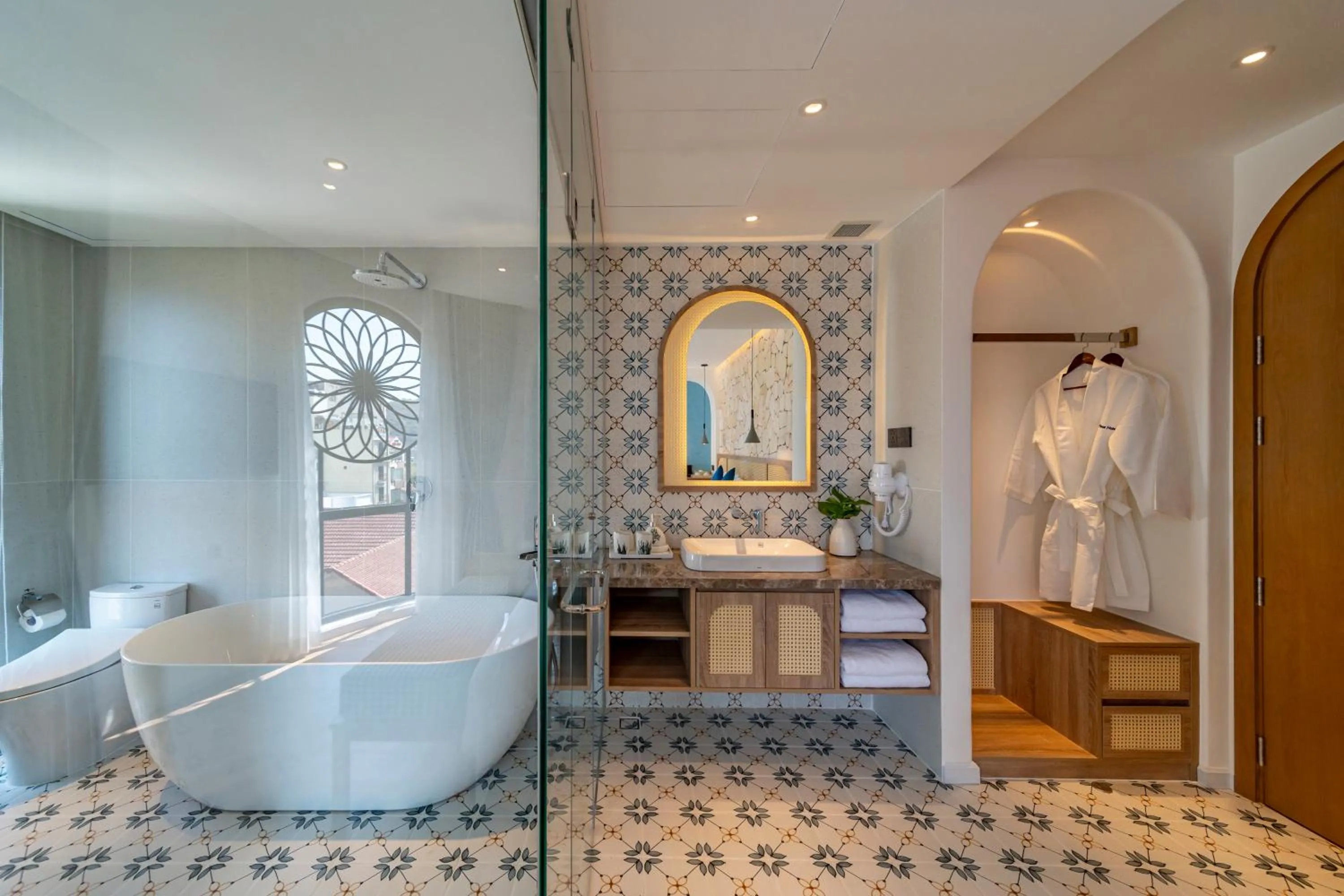 Bathroom in V Boutique Hotel - Complimentary refreshments