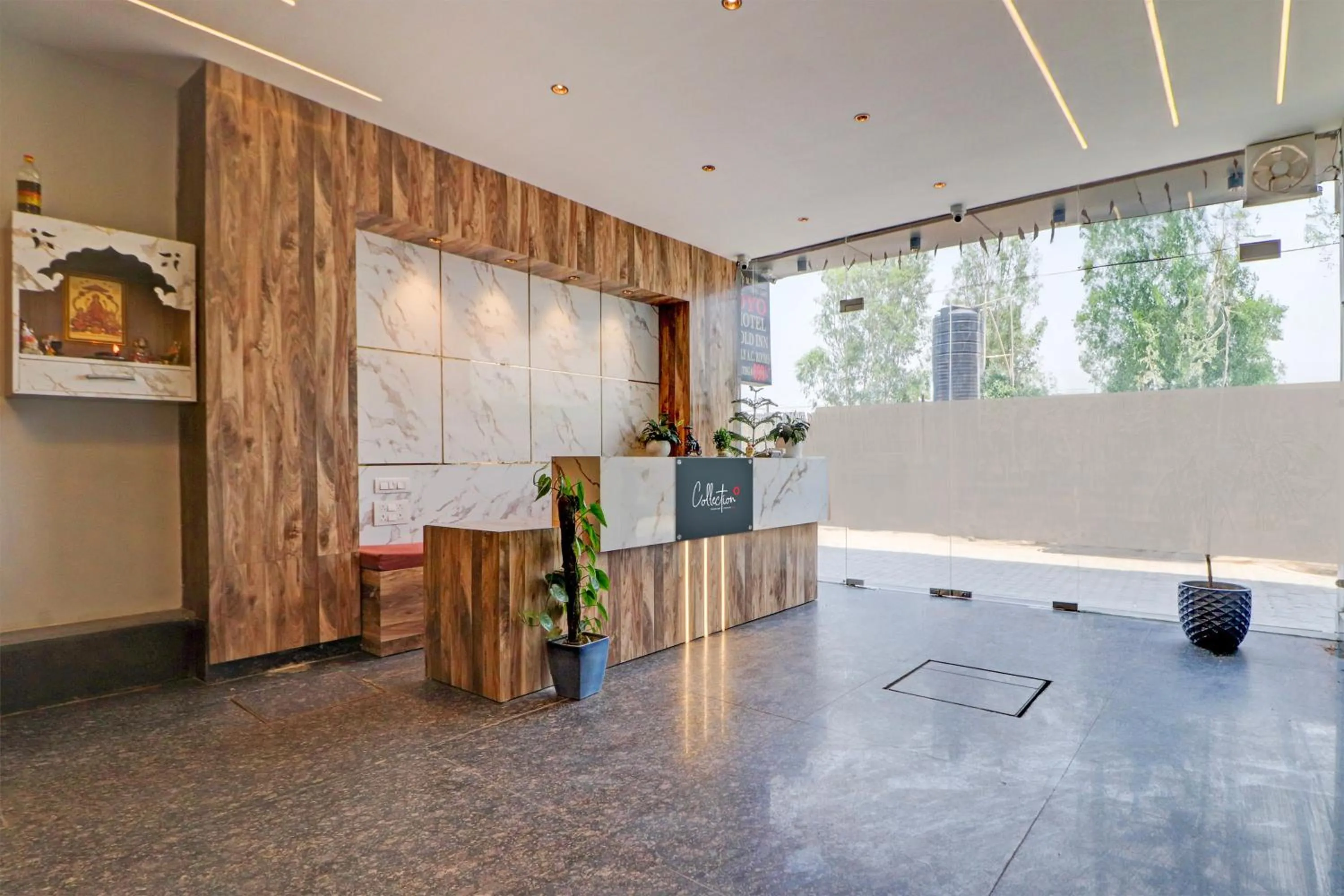 Lobby or reception in Super Hotel O Gold Inn