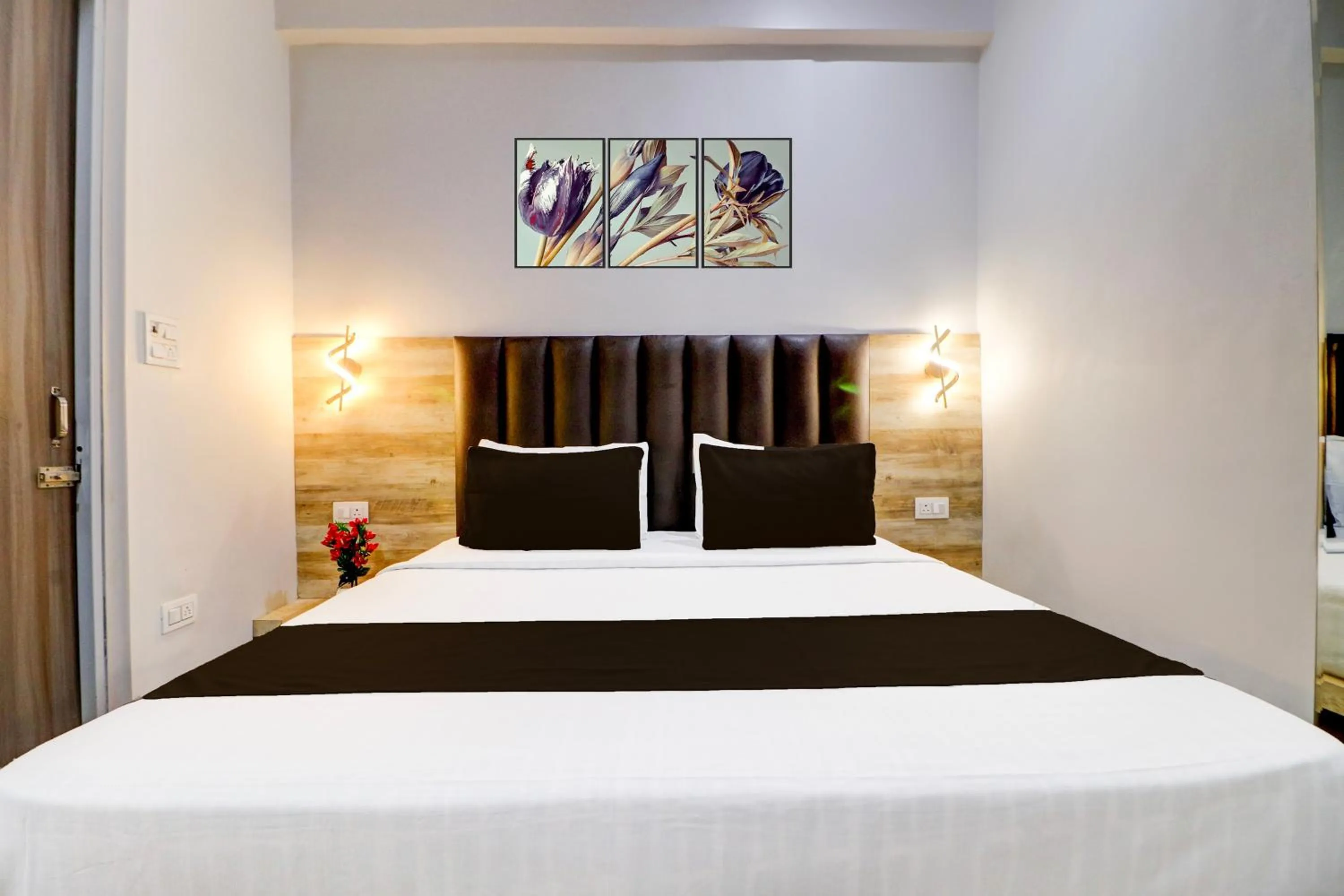 Bedroom, Bed in Super Hotel O Gold Inn