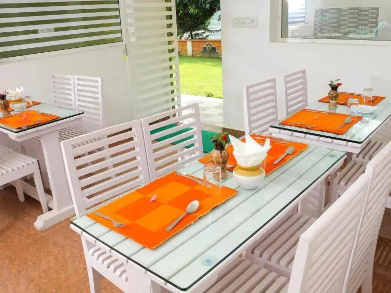 Restaurant/places to eat in Elephant Pass Ayurveda & Yoga Retreat