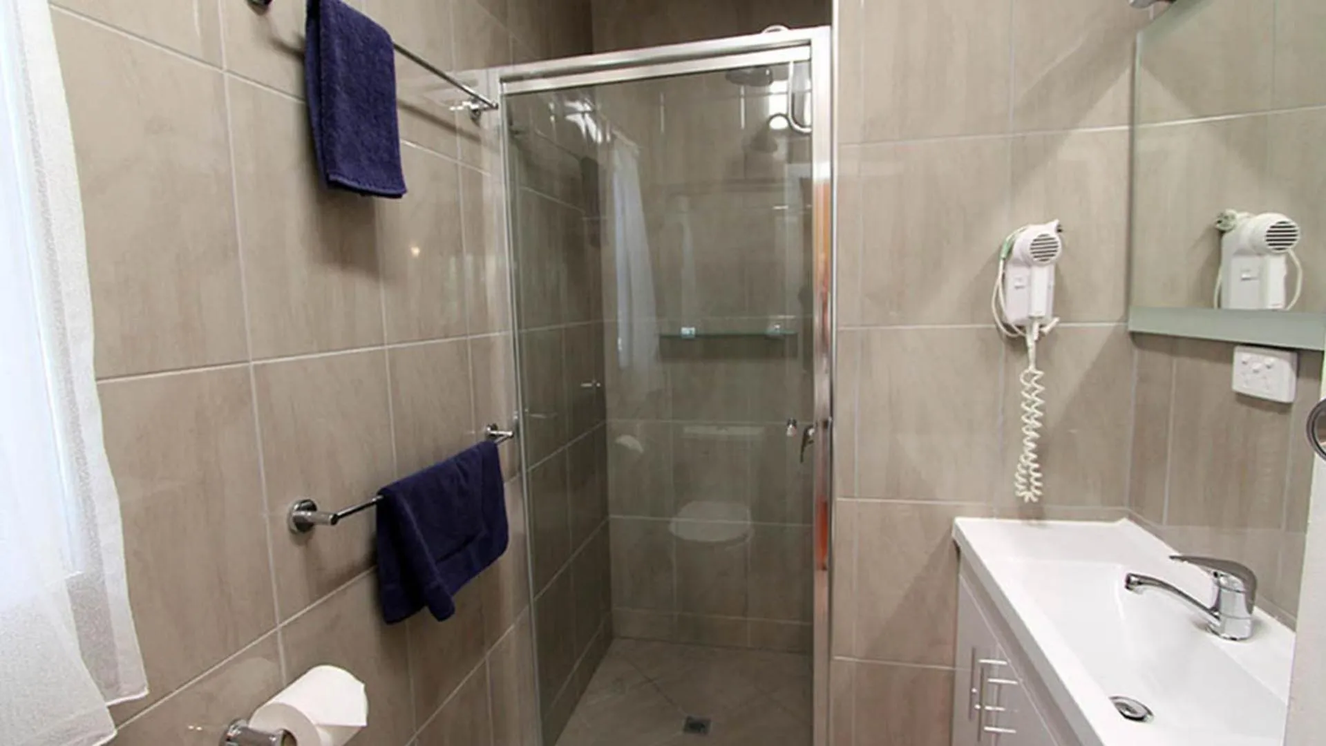 Bathroom in NRMA Atherton Tablelands Holiday Park