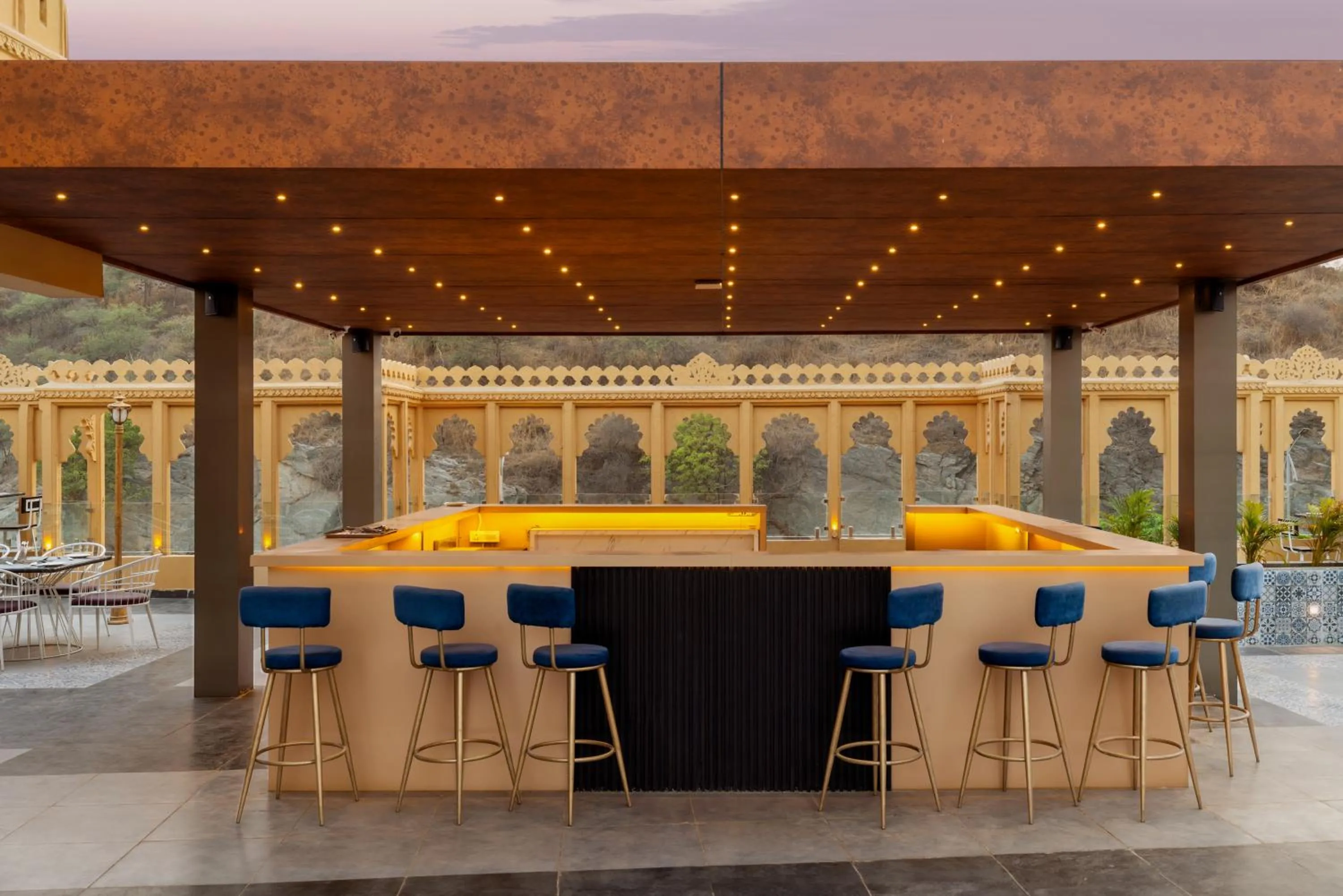 Restaurant/places to eat in Turban Roopgarh Resort and Spa, Udaipur