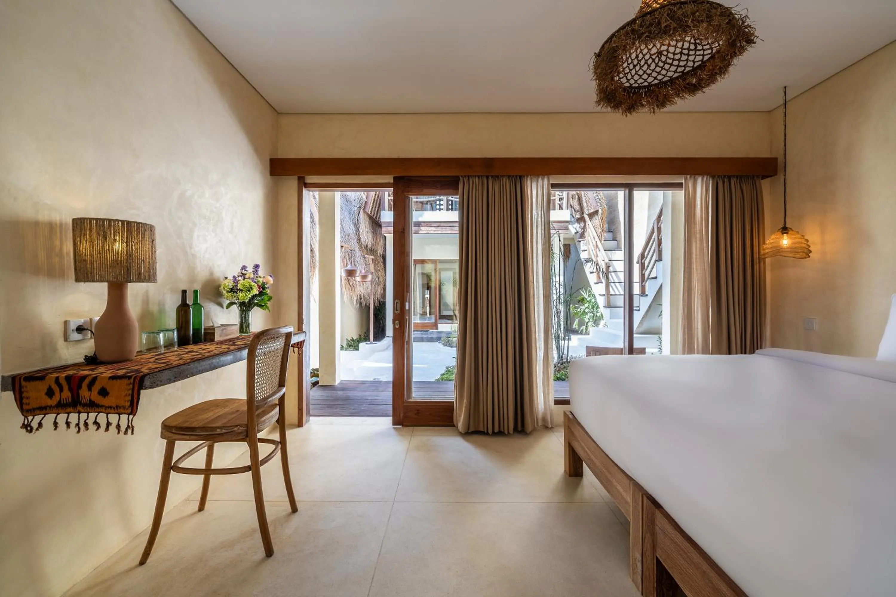 Bed in Lulu's Villas