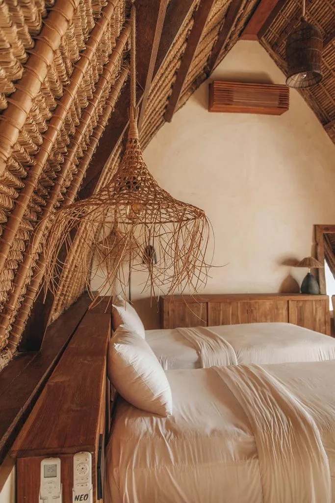 Bed in Lulu's Villas