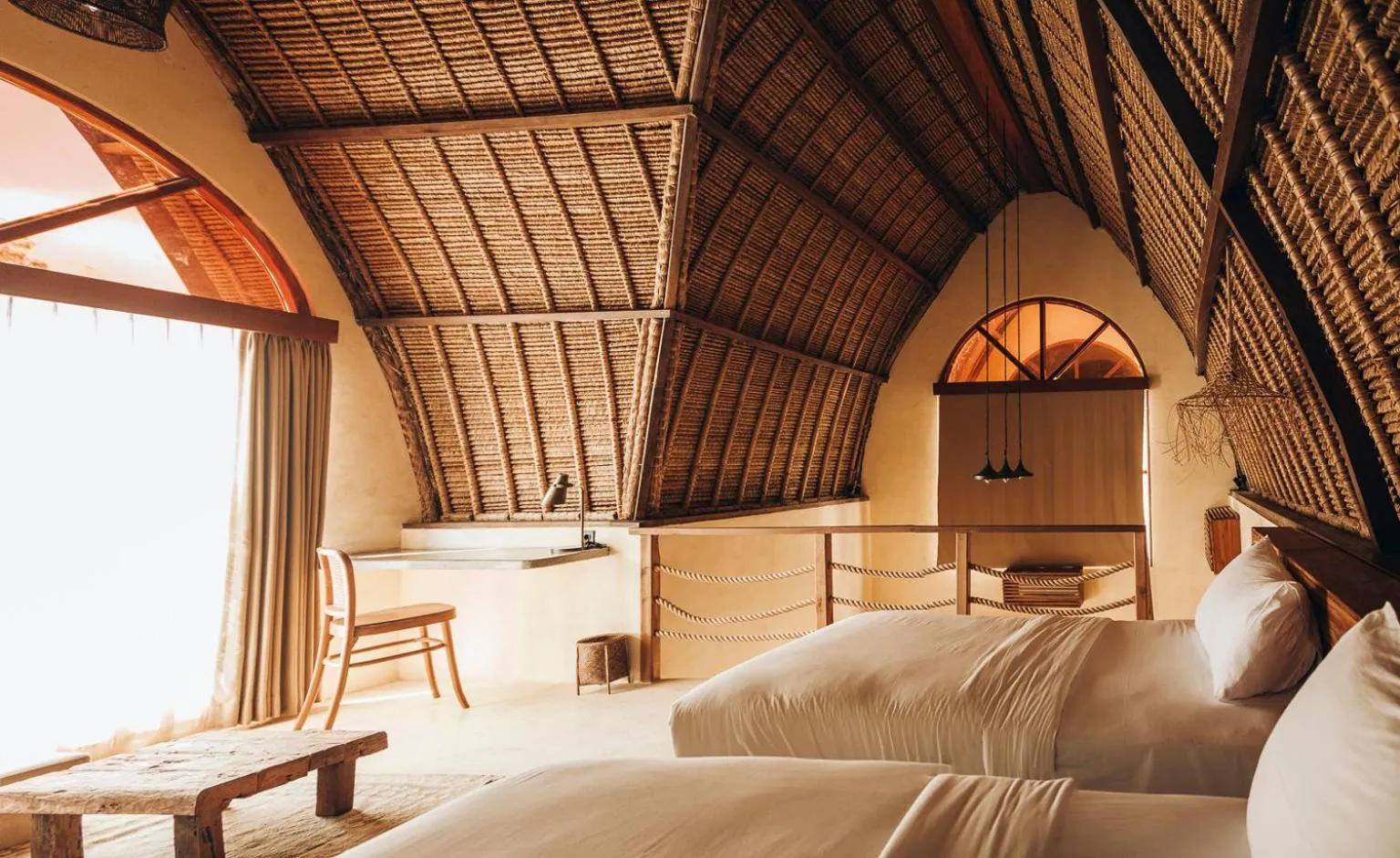 Bed in Lulu's Villas