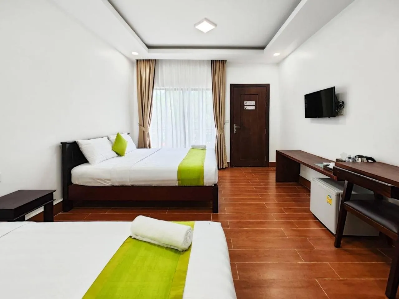 TV and multimedia, Bed in Angkearboss Villa